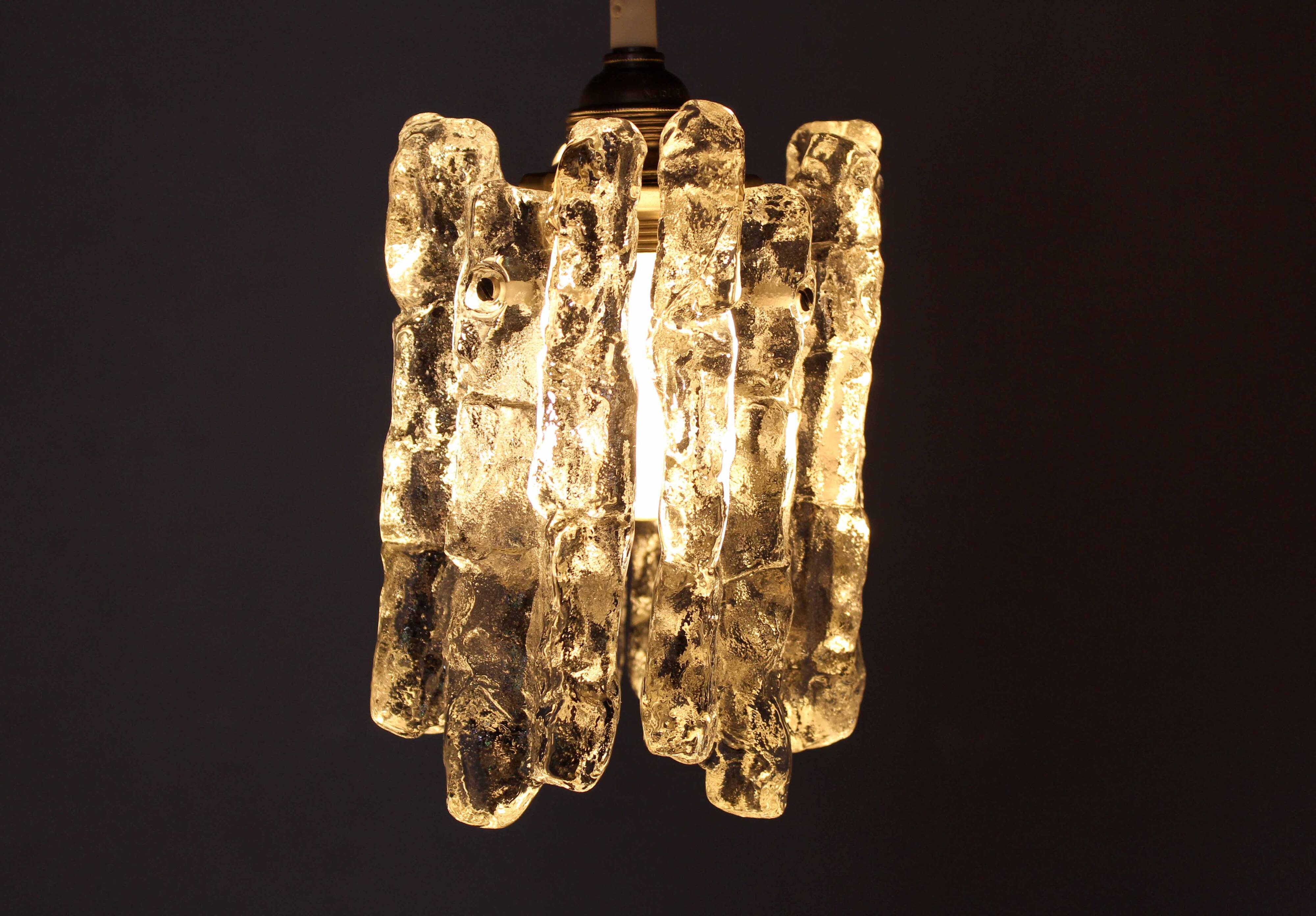 Kalmar glass pendant light