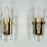 Pair of Sciolari sconces in glass and gilded brass. Italy 1970s
