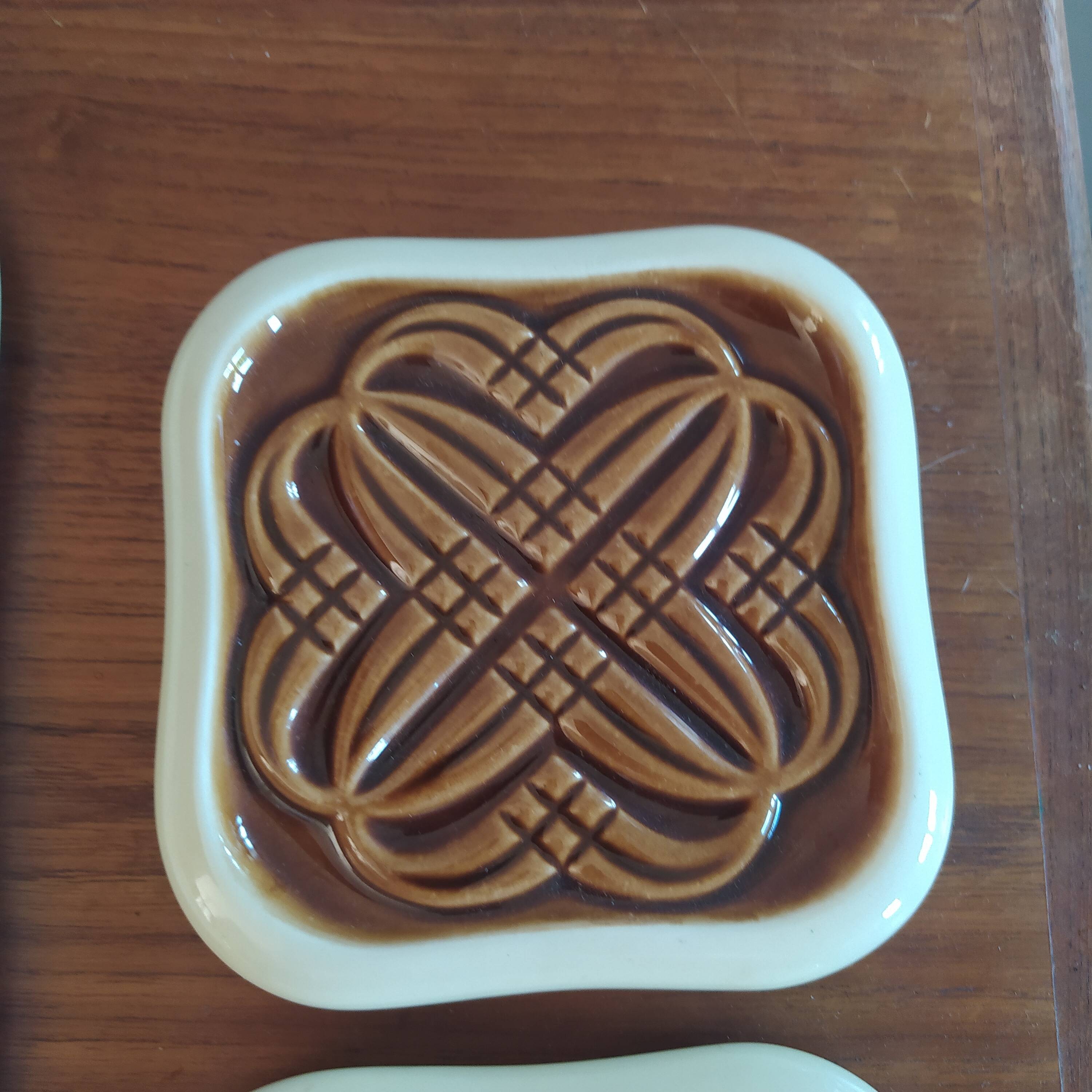 Verceram 1950 coasters and bottles