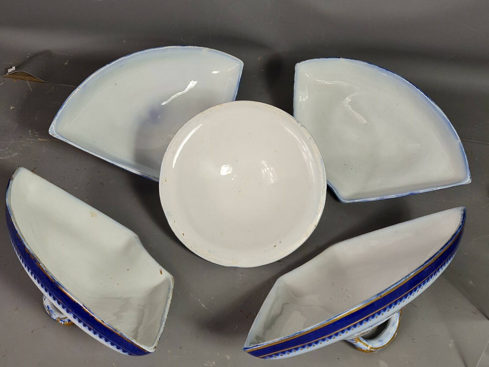 5-piece English earthenware cutlery set, silent servant
