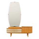 Charming Dressing Table
