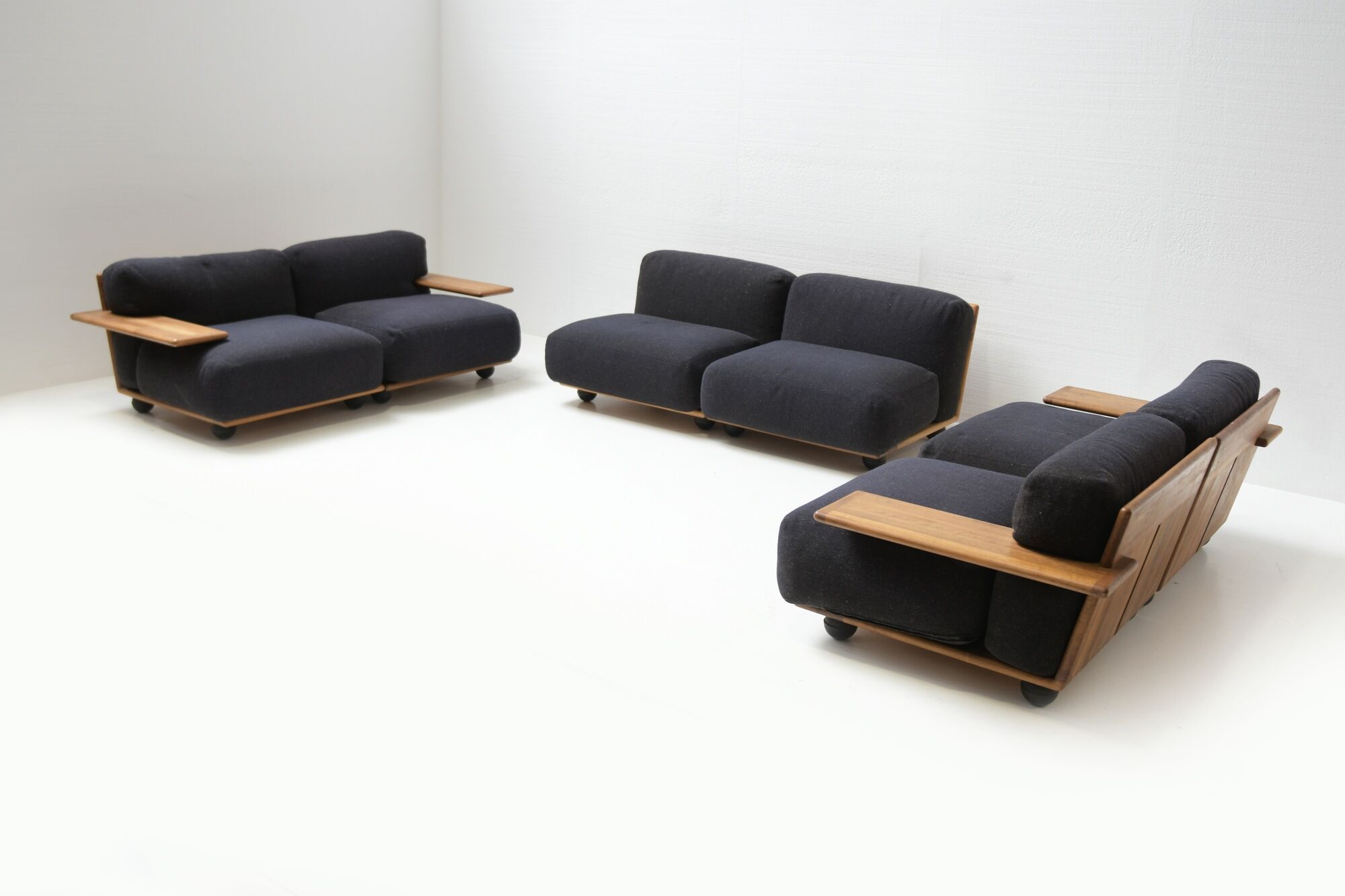 Stunning modular Pianura seating group by Mario Bellini for Cassina Italy