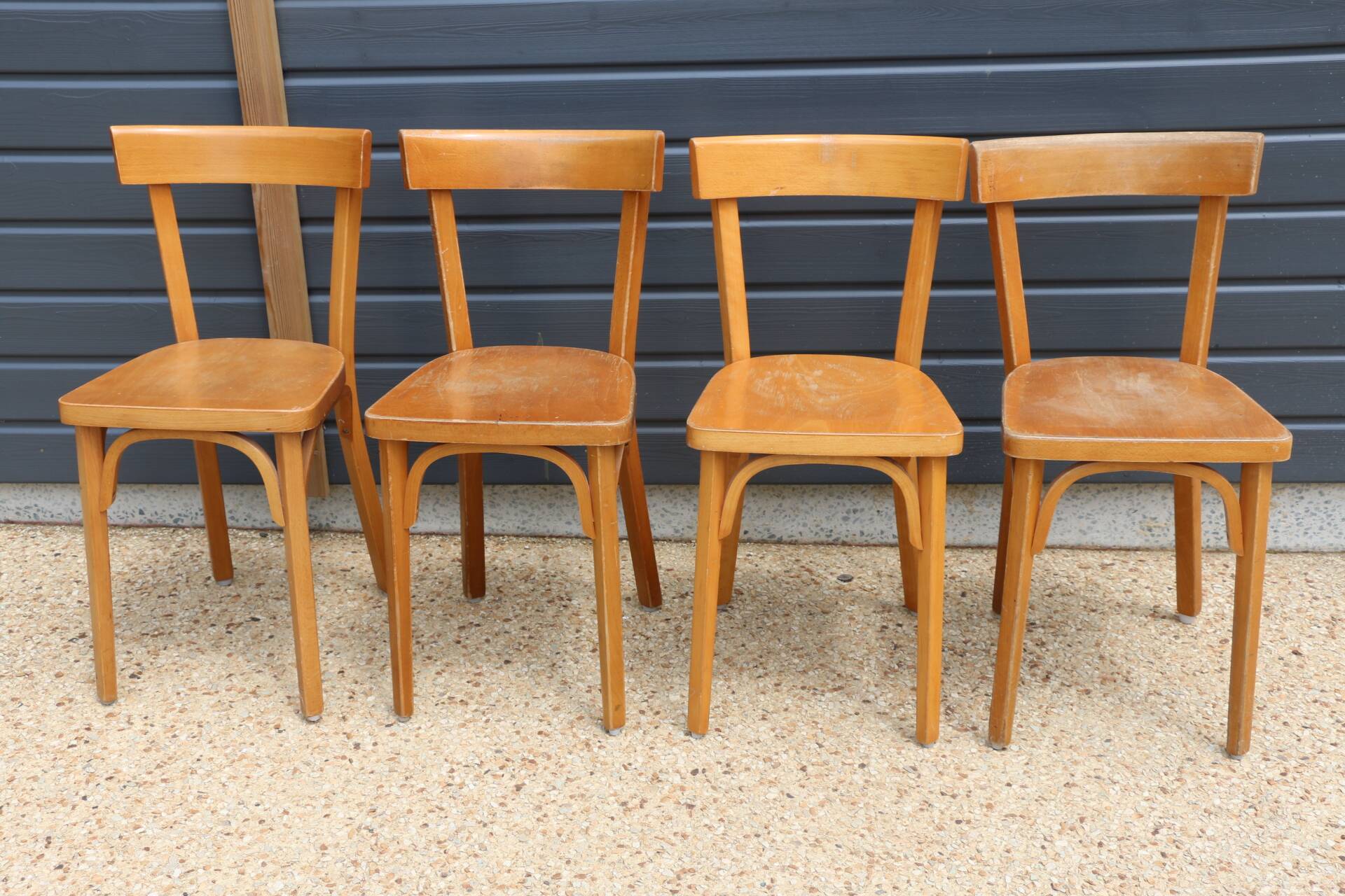 10 BAUMANN chairs N°18 light beech
