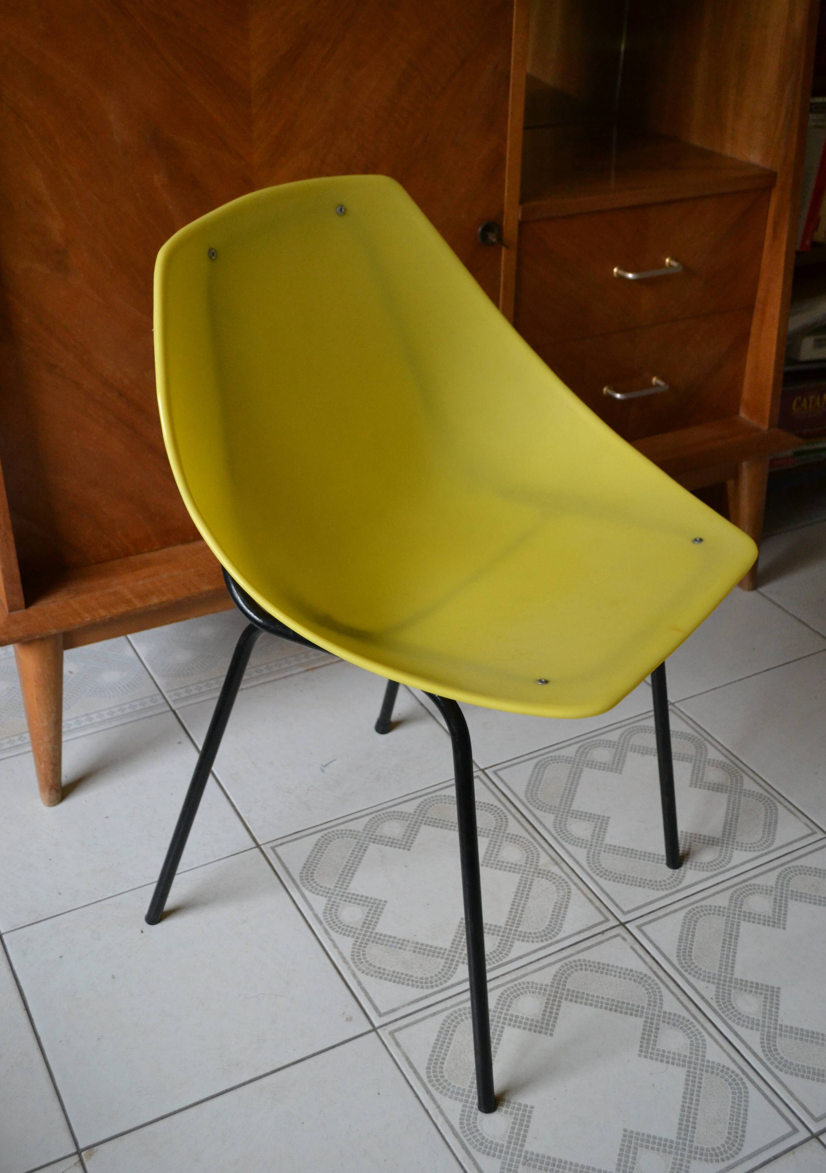 Shell chair by Pierre Guariche Meurop 60s