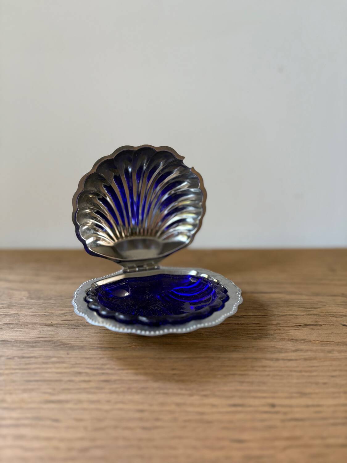 Vintage blue glass shell butter dish from Italy, 1960s