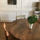 Round table solid wood old