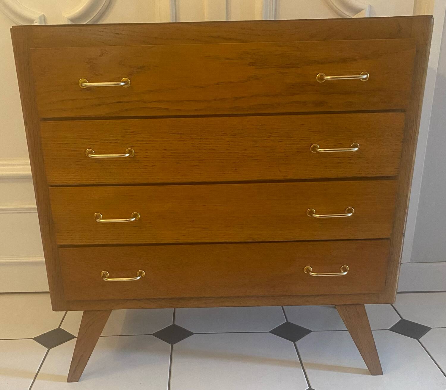 Commode vintage pieds compas