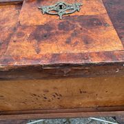 Commode en bois de burl vintage