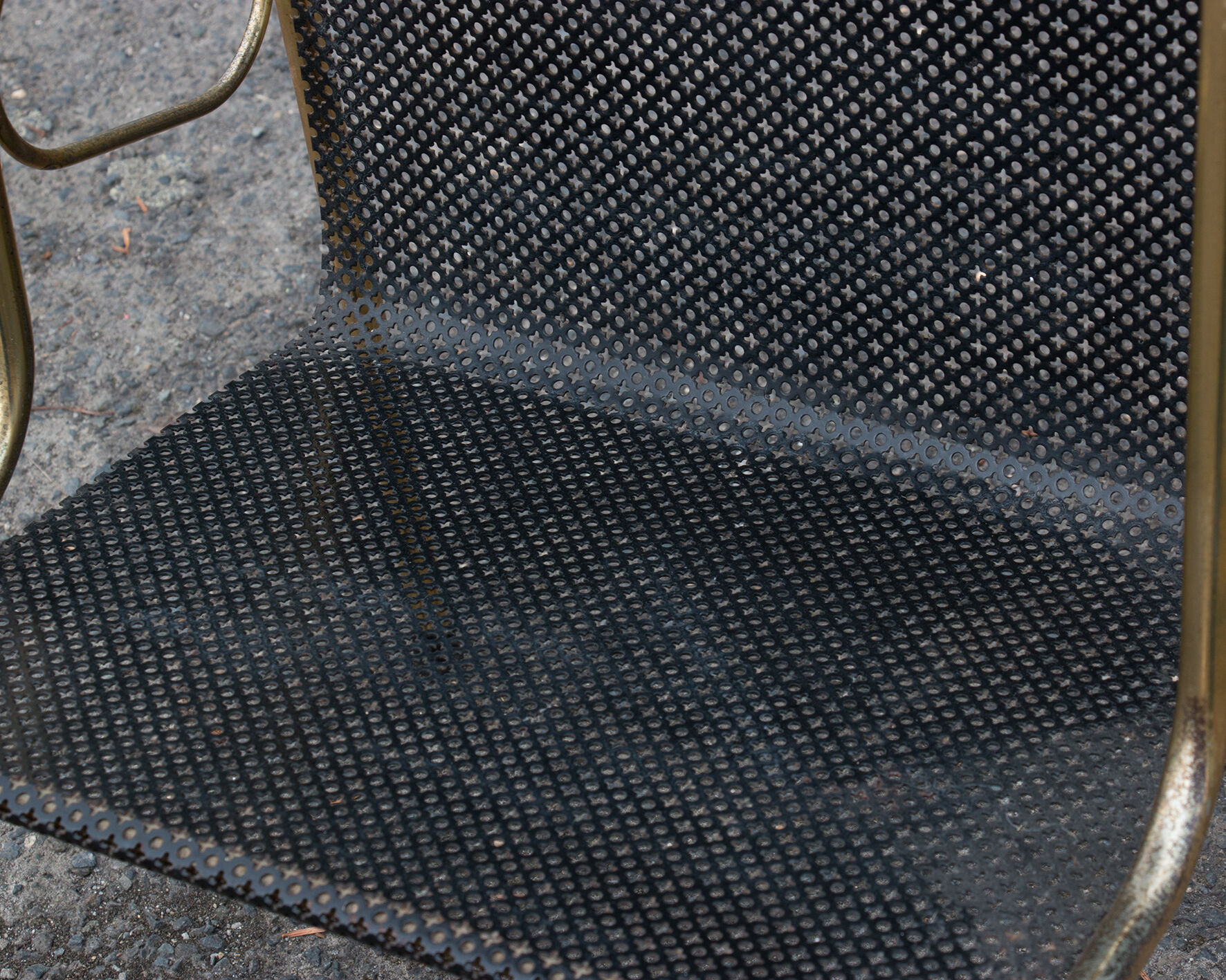 Table d'appoint avec porte-revue