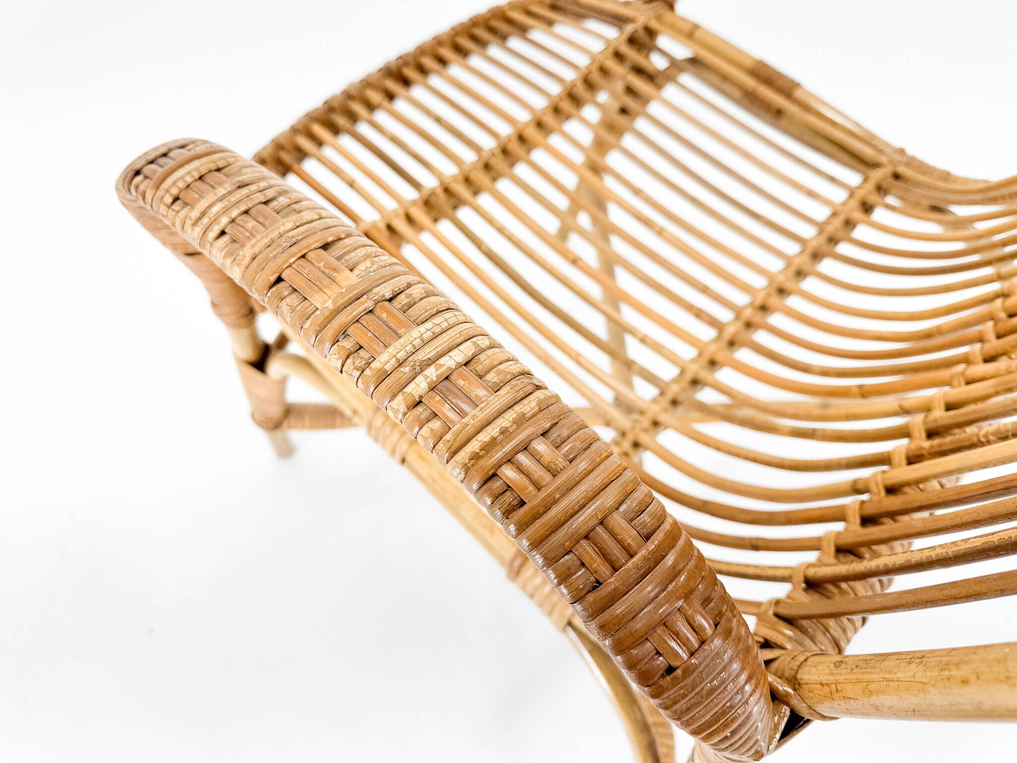 Fauteuil en rotin du milieu du siècle, Tchécoslovaquie, années 1970