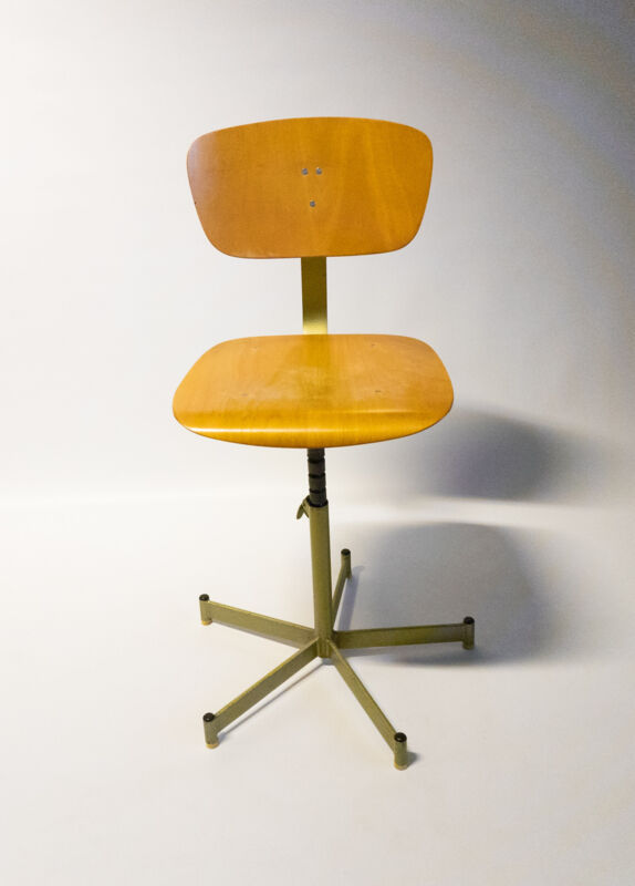 Vintage architect workshop chair 1960