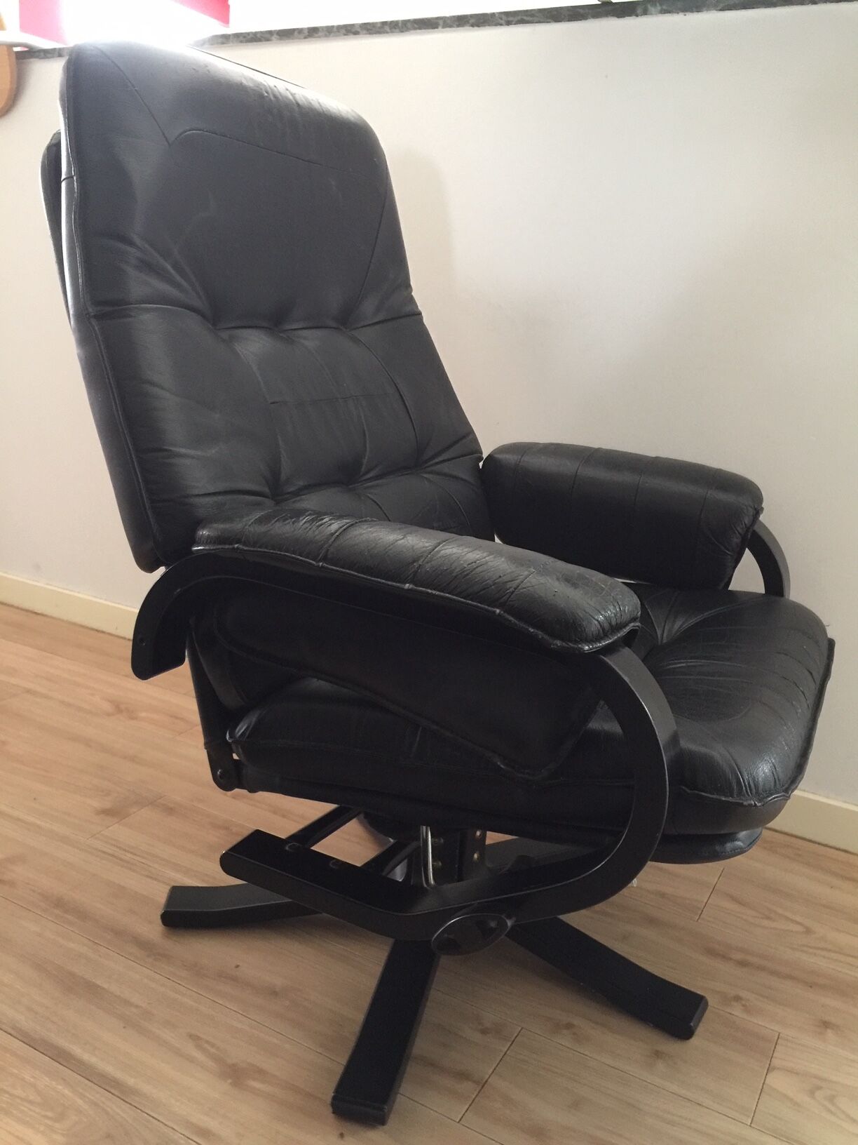 Armchair Scandinavian lounge swivel and tilt and his ottoman Unico 1970 Denmark