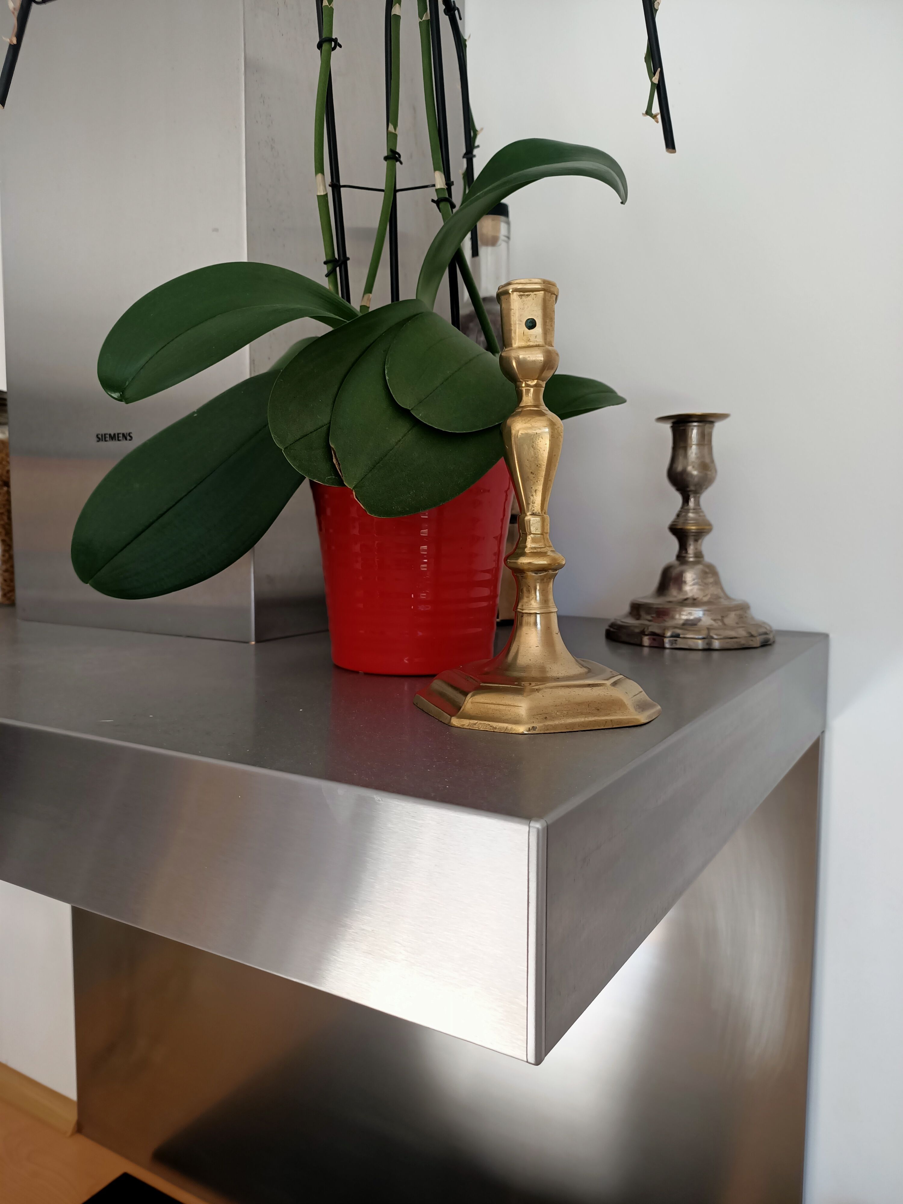 Candle holder in gilded bronze from the Louis XIV period