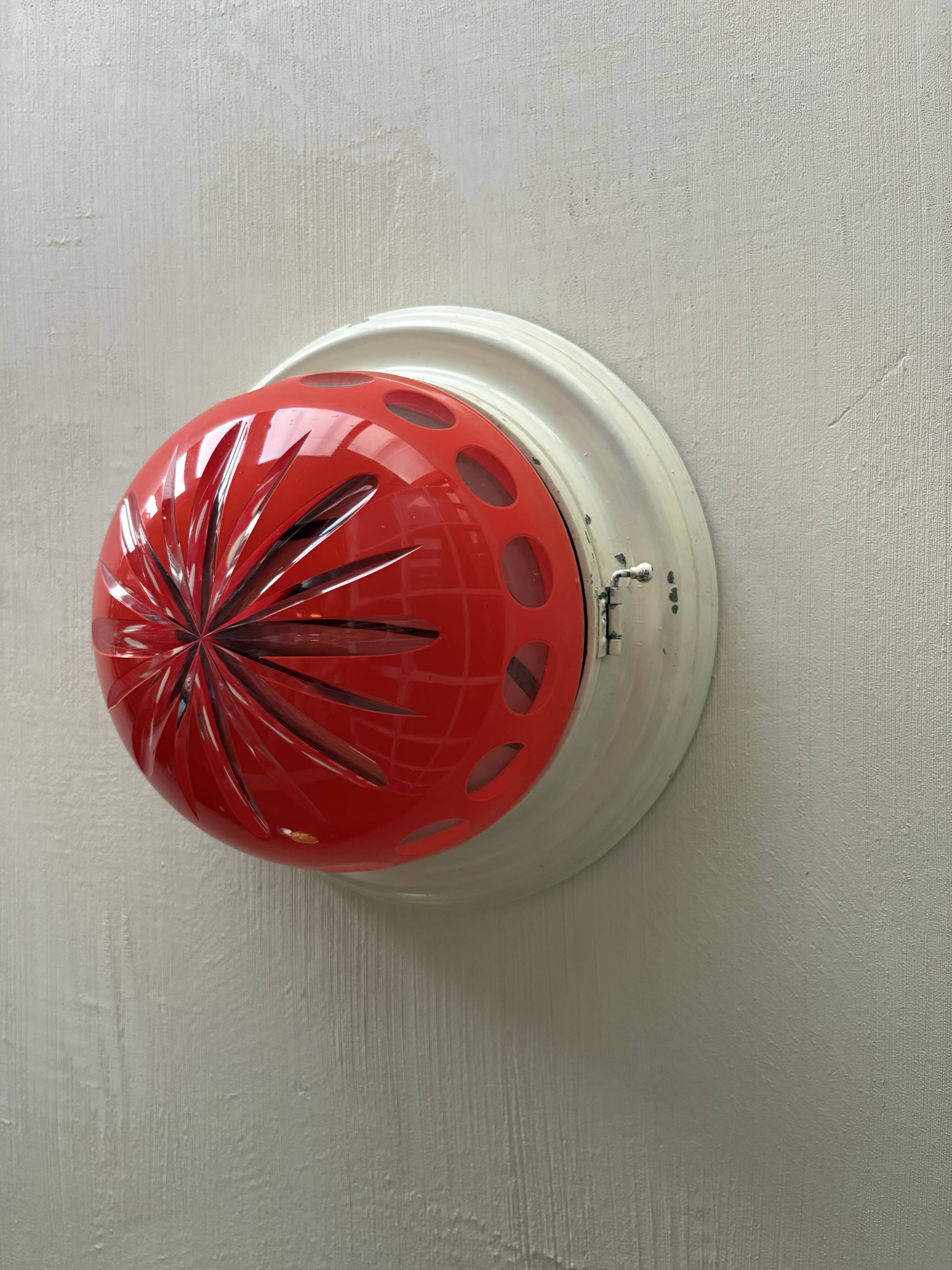 Unique theatre wall/ceiling light in cut glass