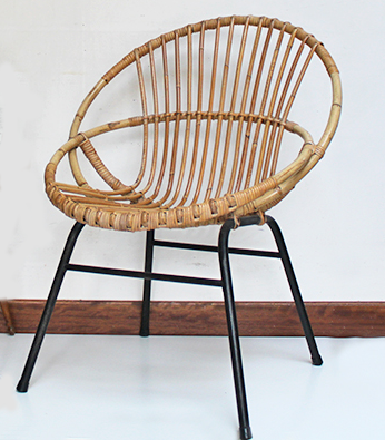 Rattan armchair feet metal