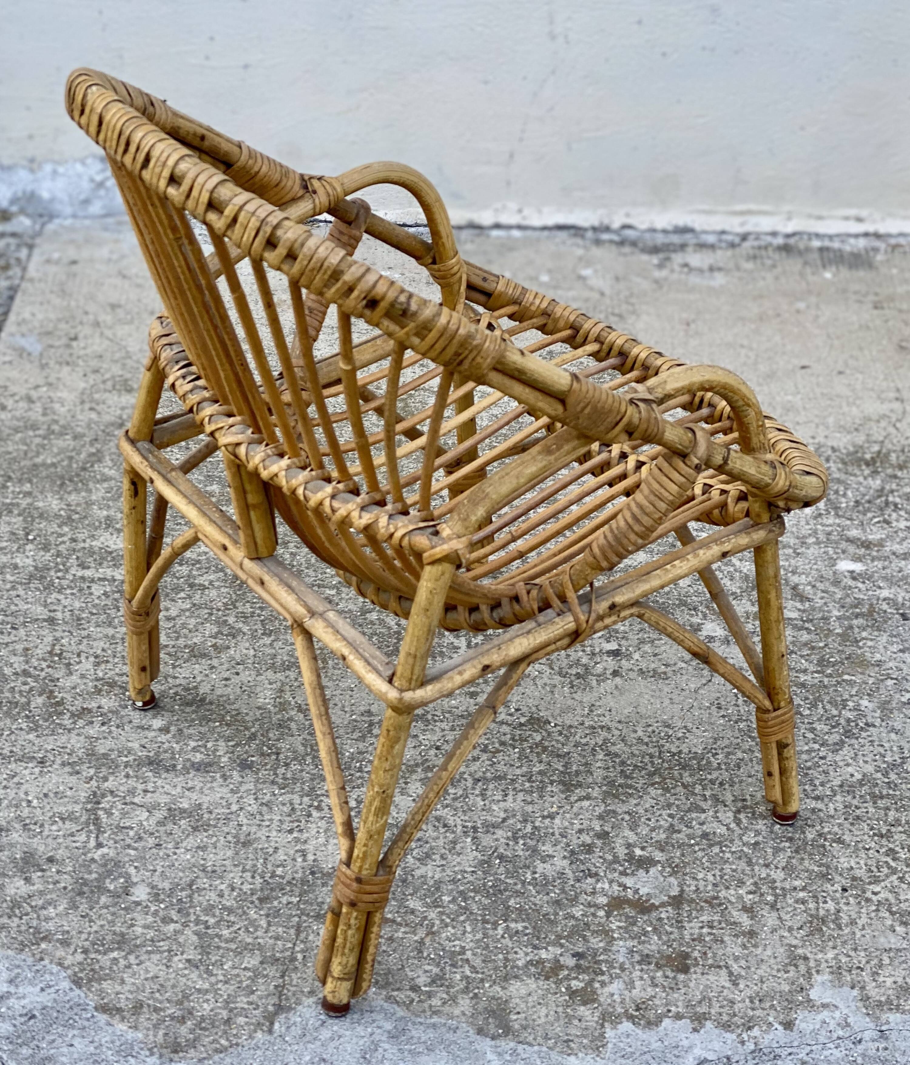 Fauteuil rotin pour enfant vintage 1960