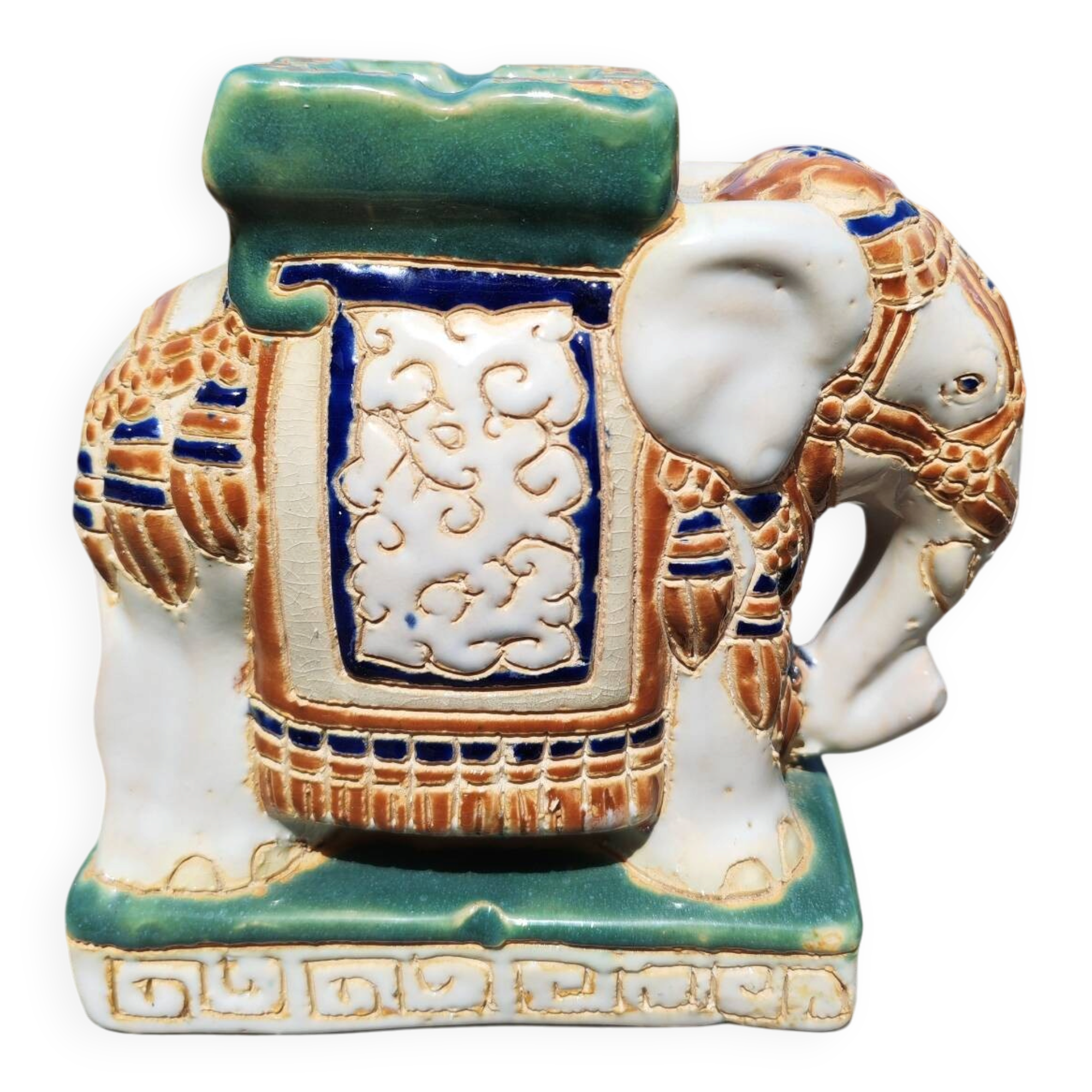 Cendrier vide poche  éléphant en céramique