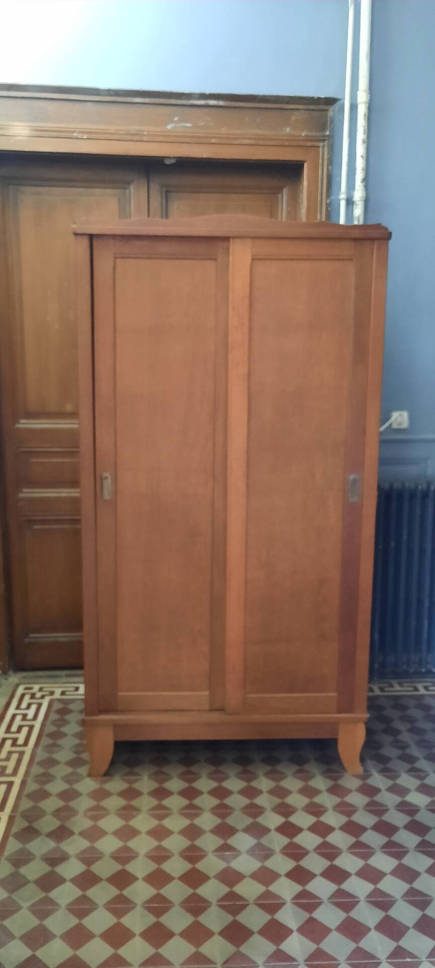 Sliding door wardrobe