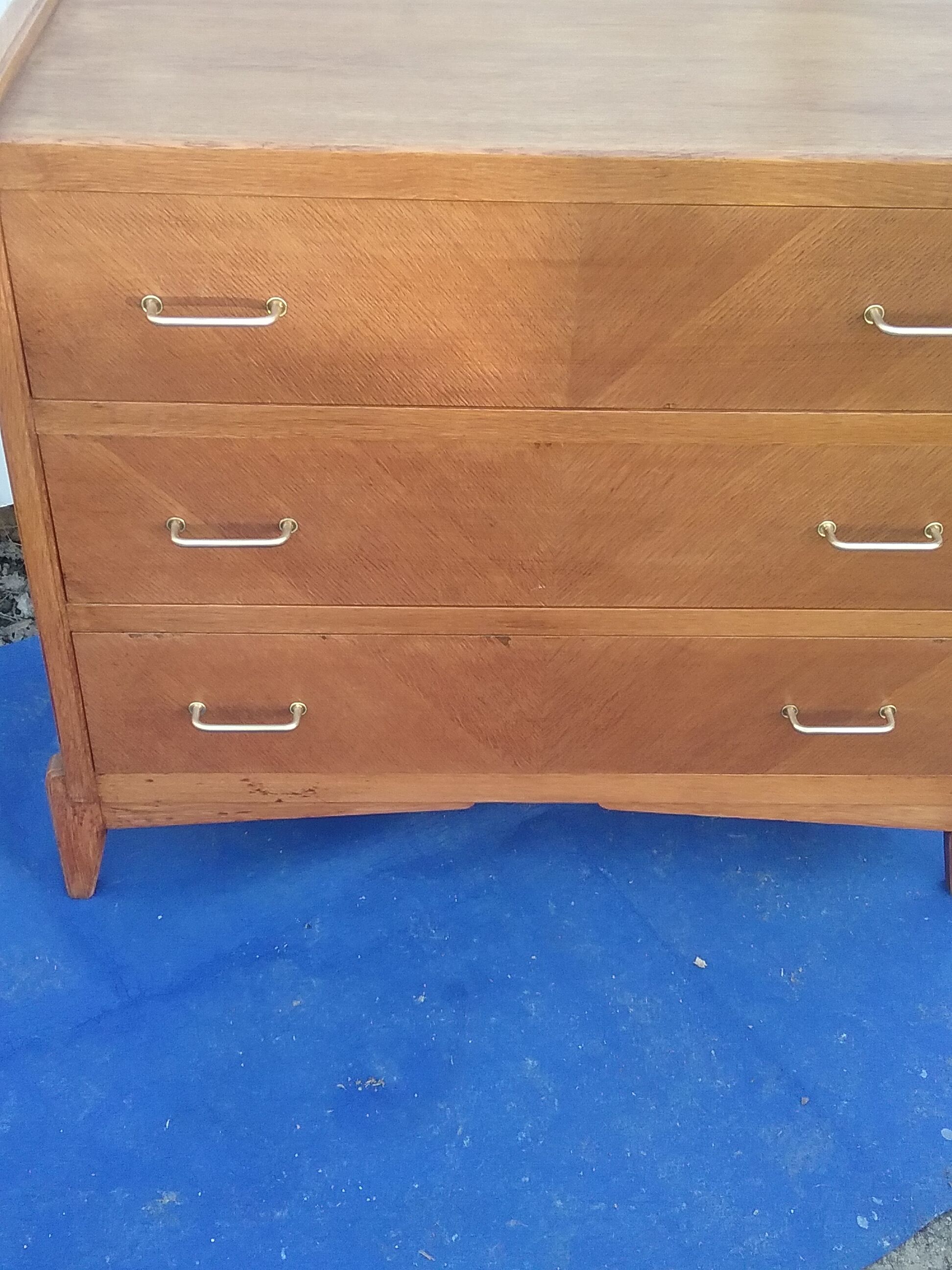Vintage chest of drawers