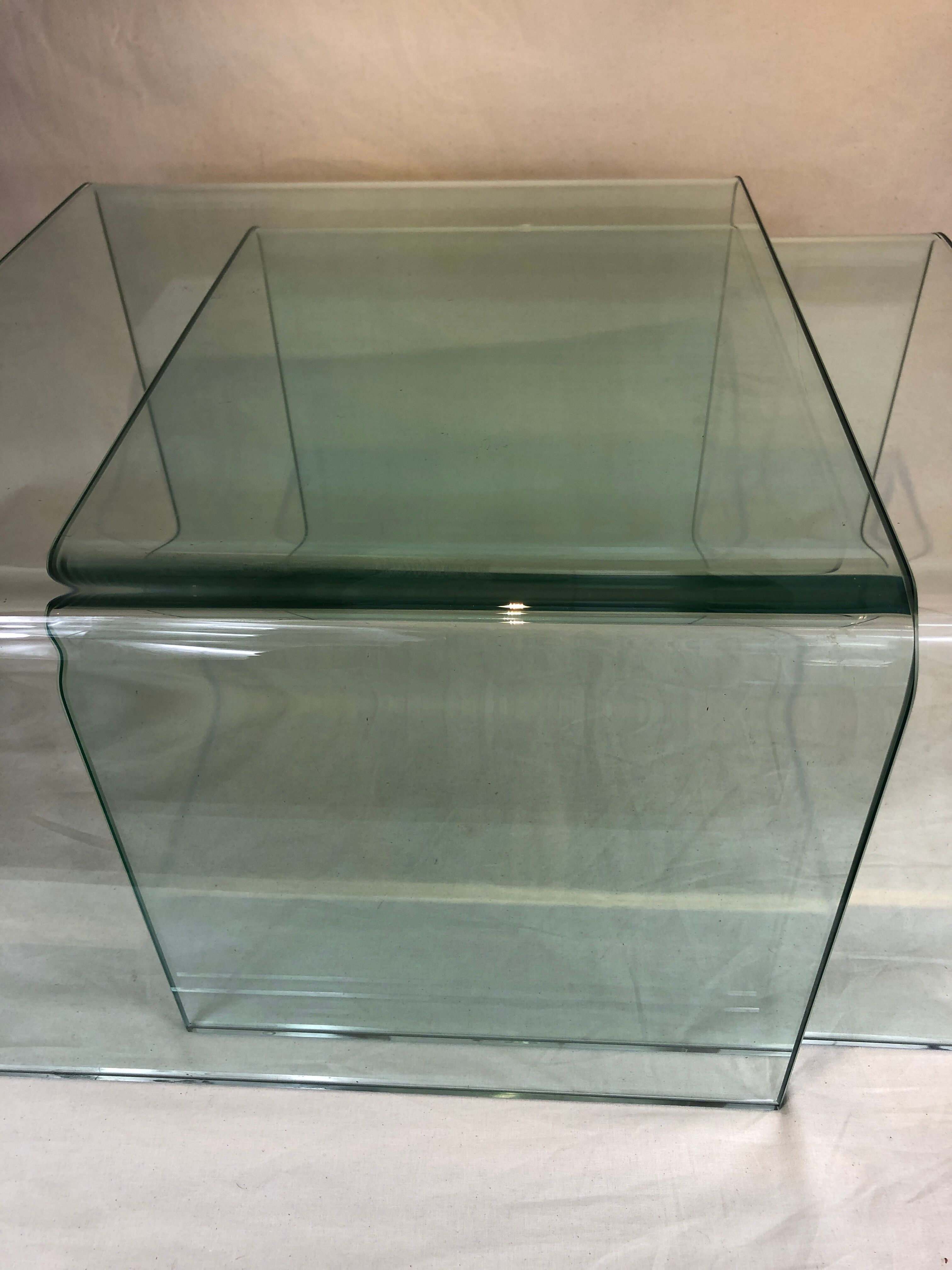 Set 2 glass nesting tables 1980