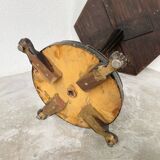 1900 lion paw pedestal table