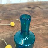 Lot de 3 fioles en verre bleu
