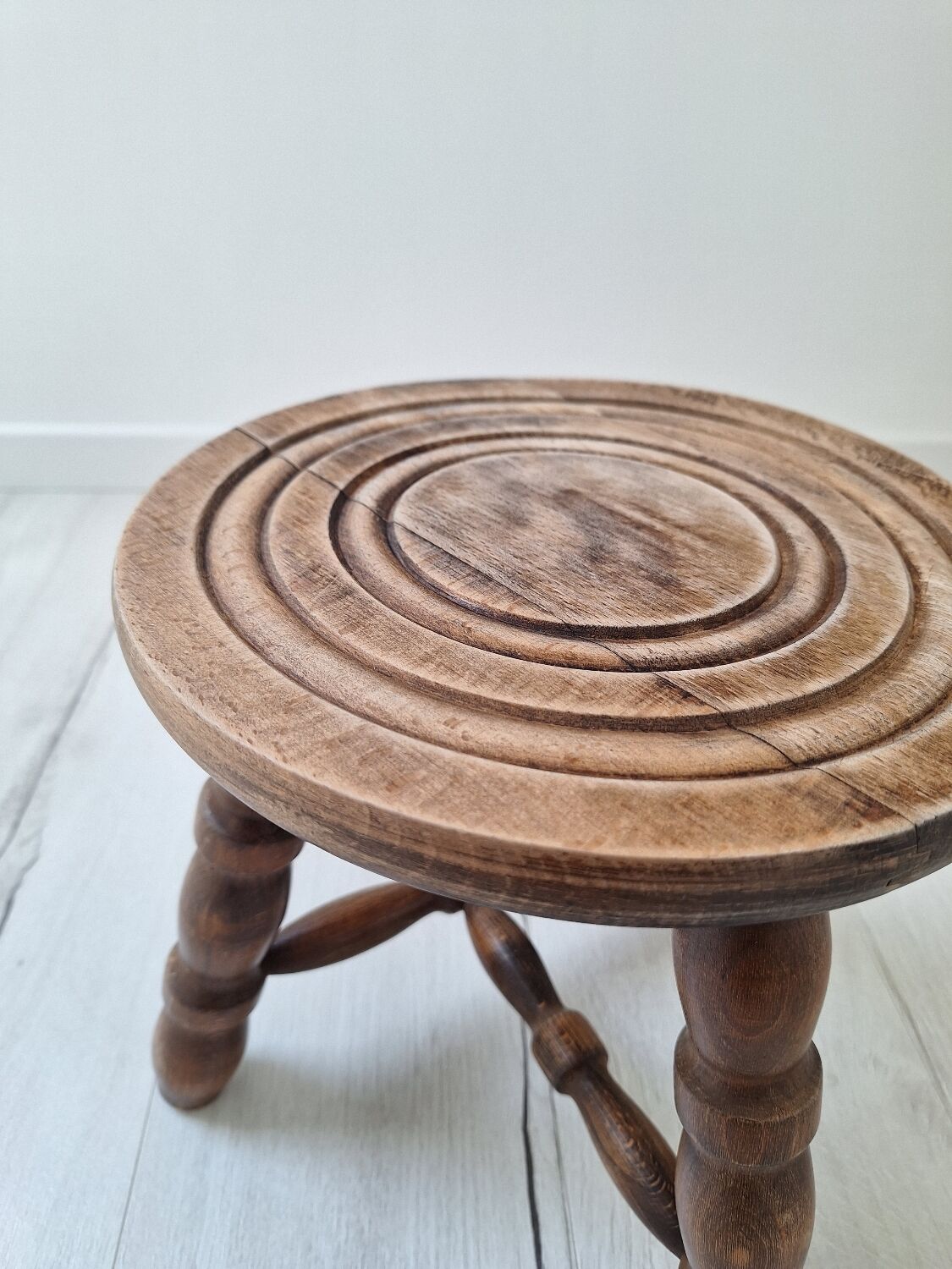 Vintage tripod stool