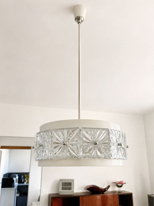 Suspension vintage en cristal DDR – signée VEB Kristallleuchte Ermsleb