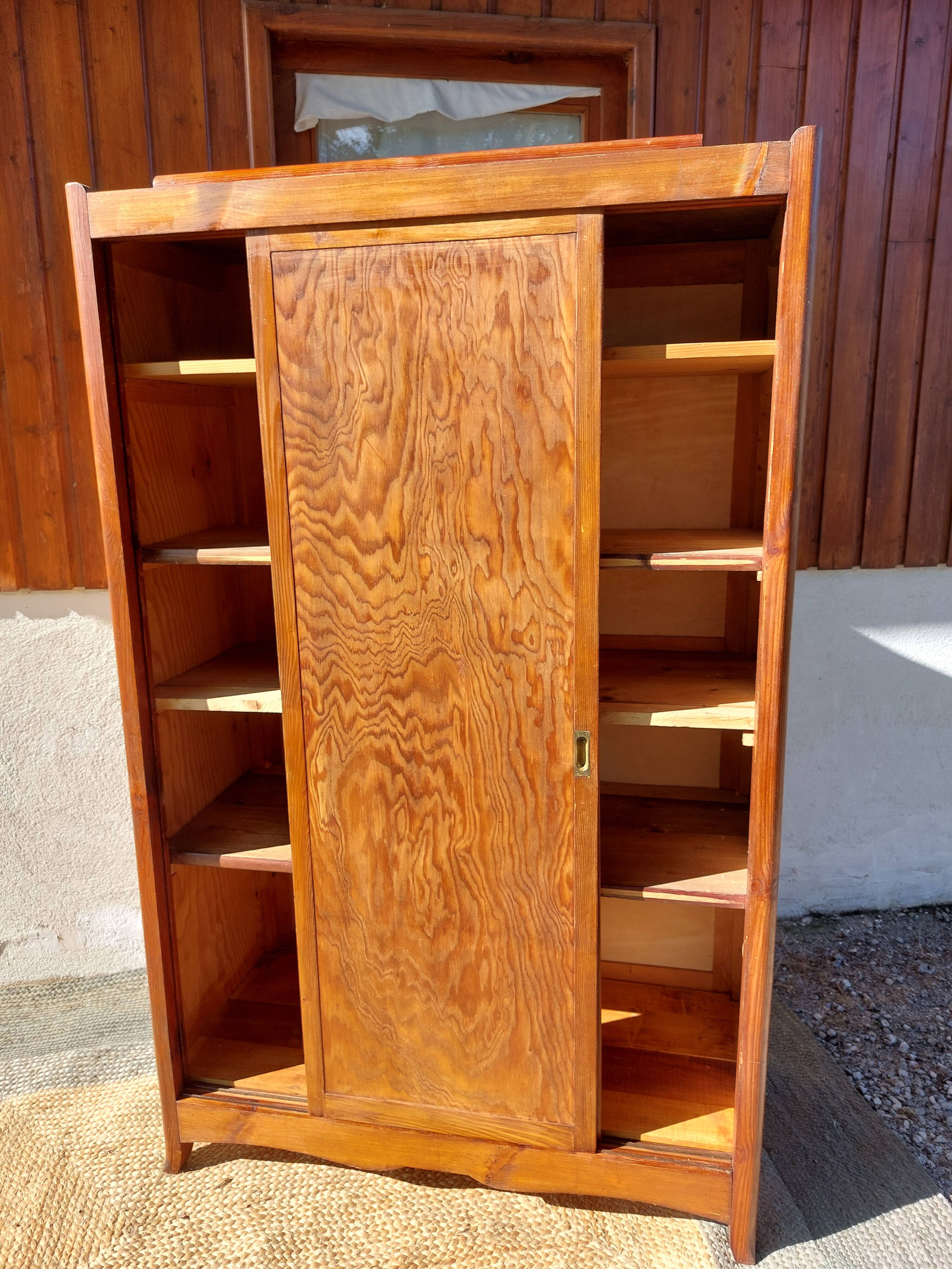 sliding door wardrobe, vintage, possible hanging space