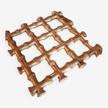 Bamboo pattern brass trivet