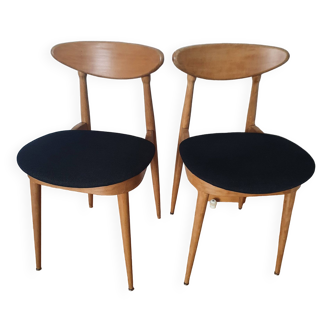 Lot de 2 chaises scandinaves. Design 1960