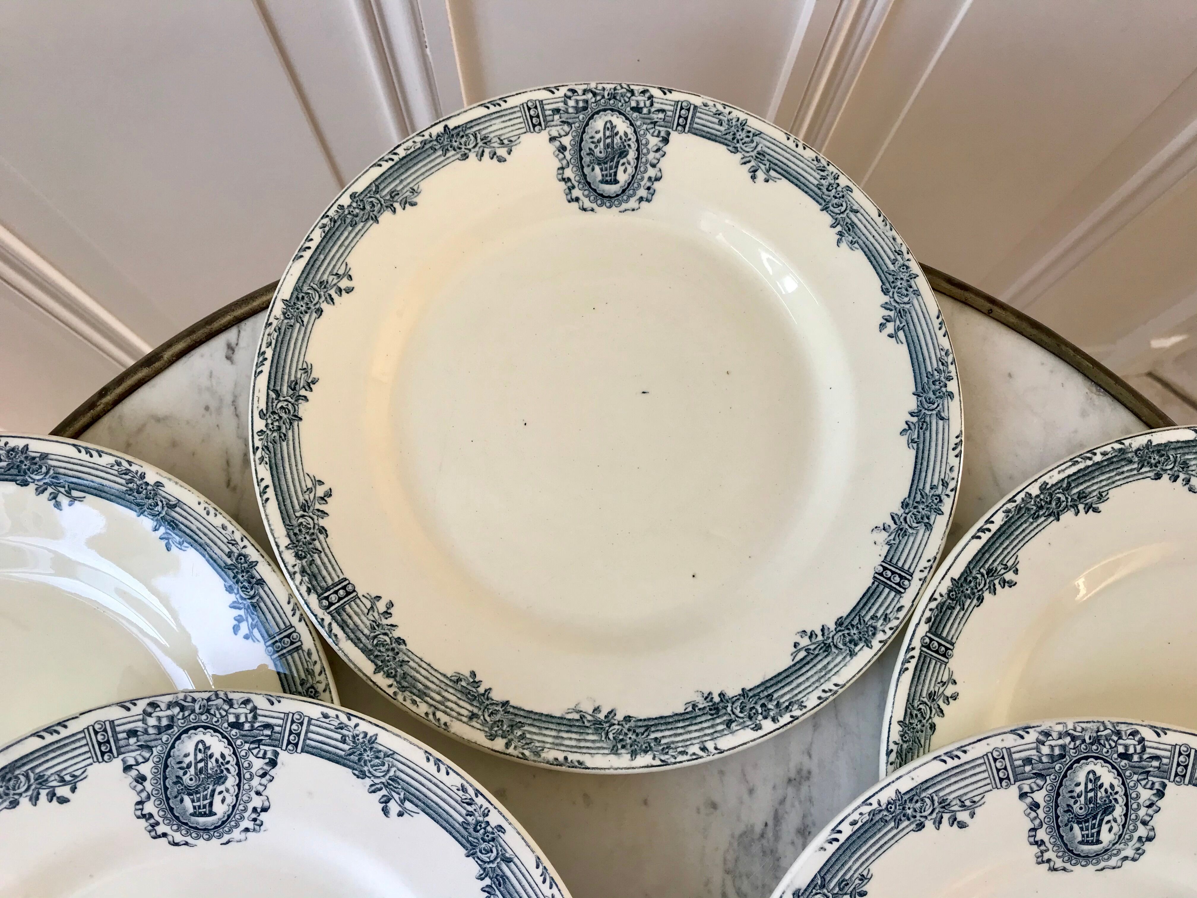 7 flat plates Terre de Fer Salins model "Versailles" XIXth