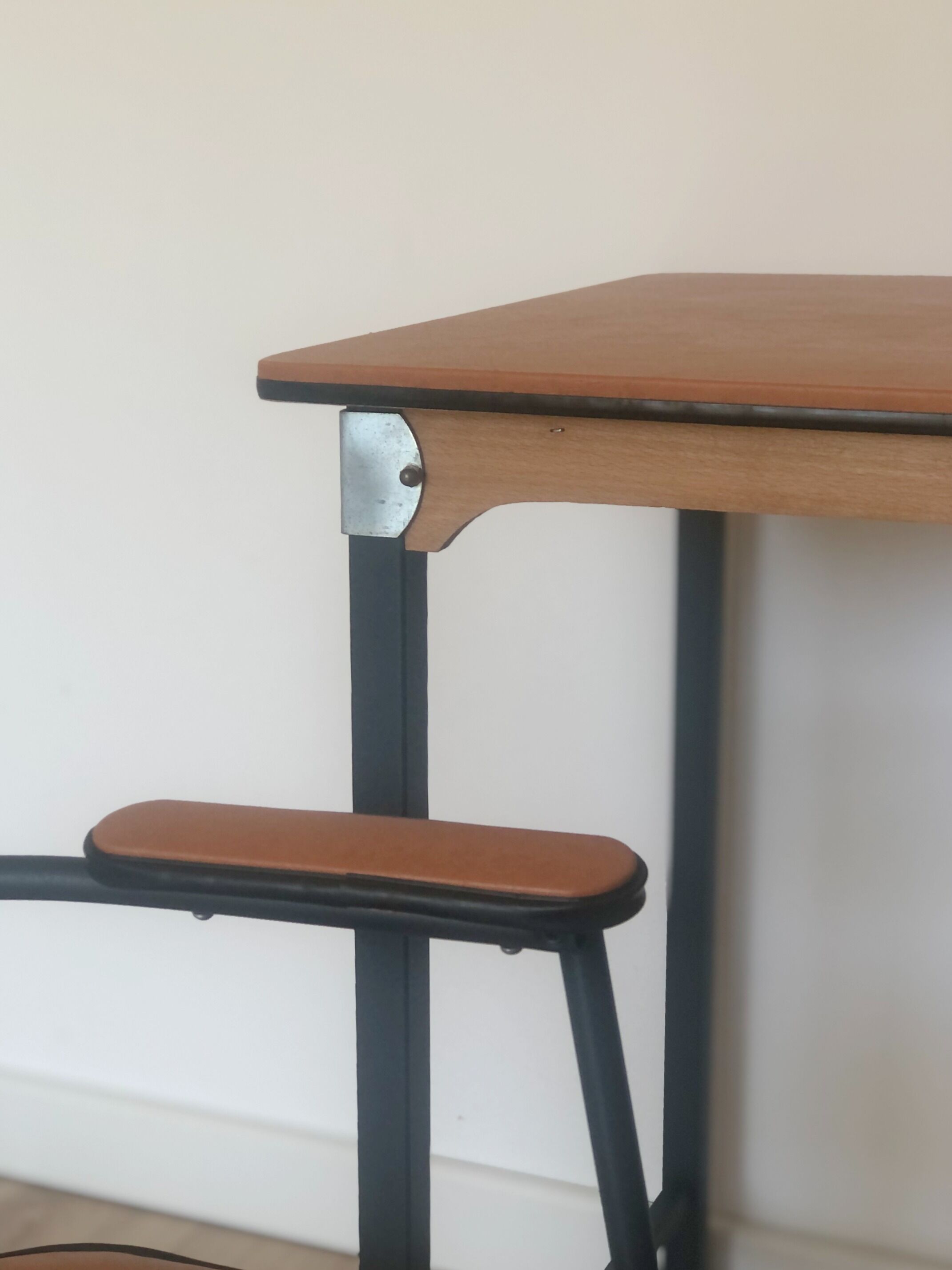 Bureau des années 60/70 et sa chaise