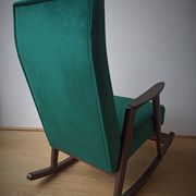 Fauteuil à bascule vintage des années 50.