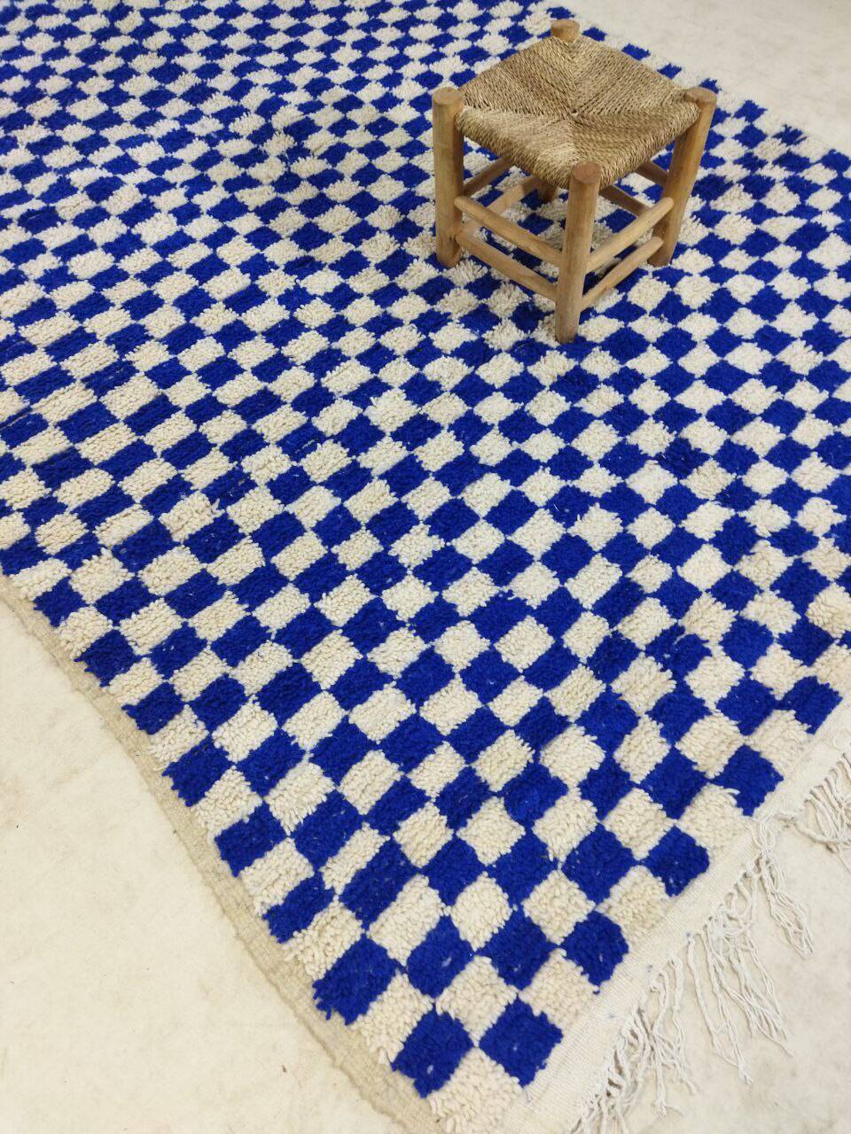 Handmade Moroccan Berber rug 300 x 170 cm