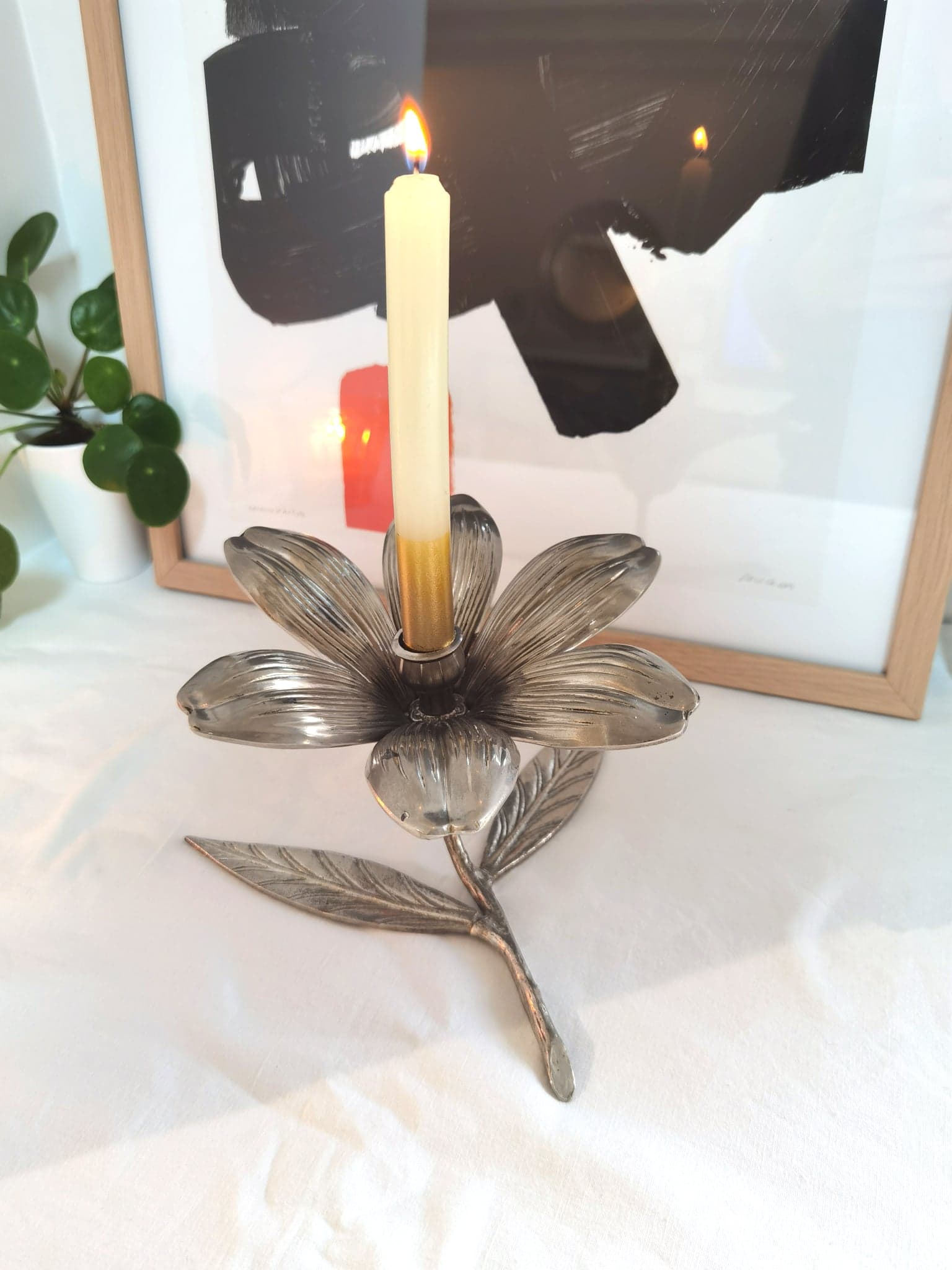 Lotus style agudo flower ashtray
