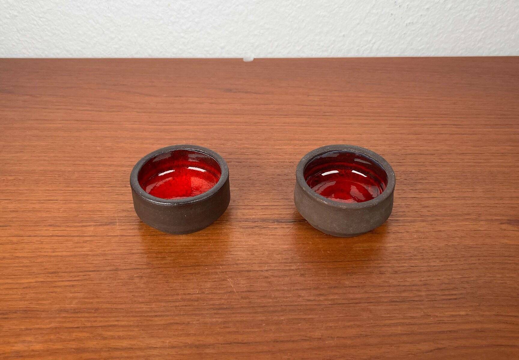 Small modern Danish studio pottery bowls from the mid-century, 1960s, set of 2.