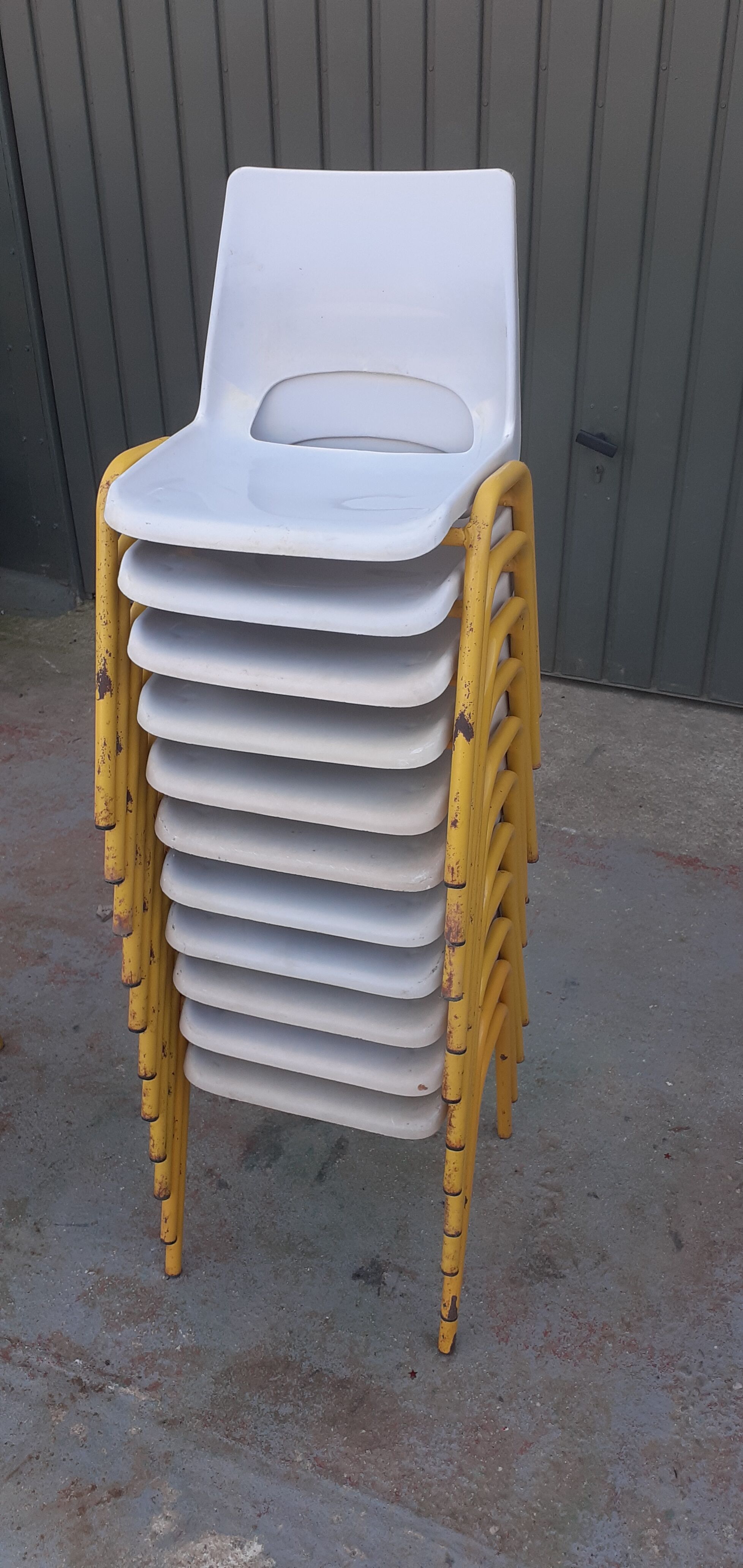 12 children's chairs school