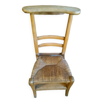 Chaise prie dieu paillée ancienne en hêtre