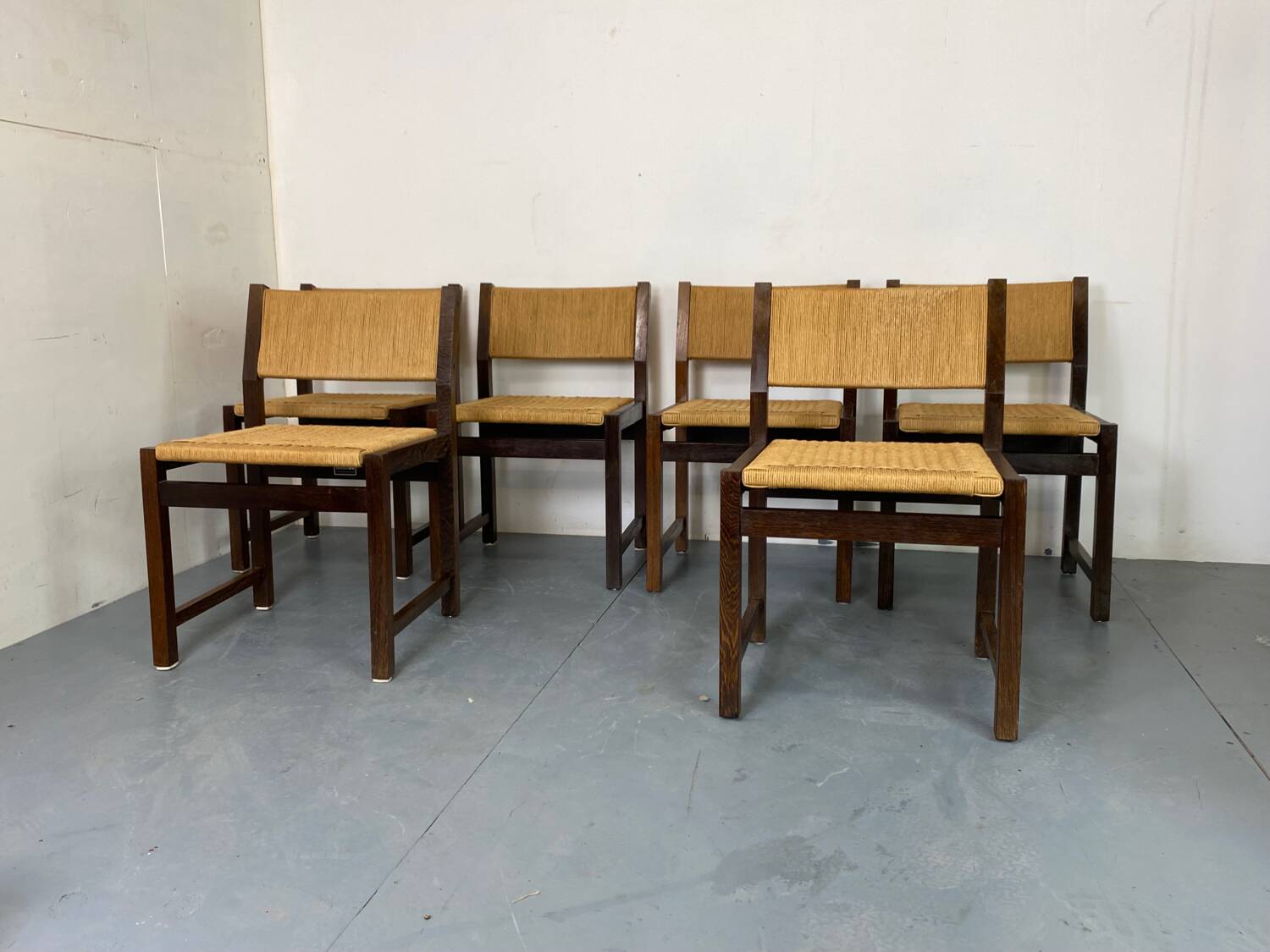 Chaises rustiques modernistes en bois et corde de papier, années 1970, lot de 6