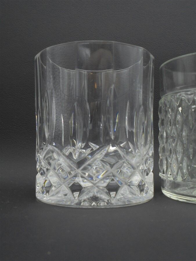 Set of 4 mismatched whiskey glasses