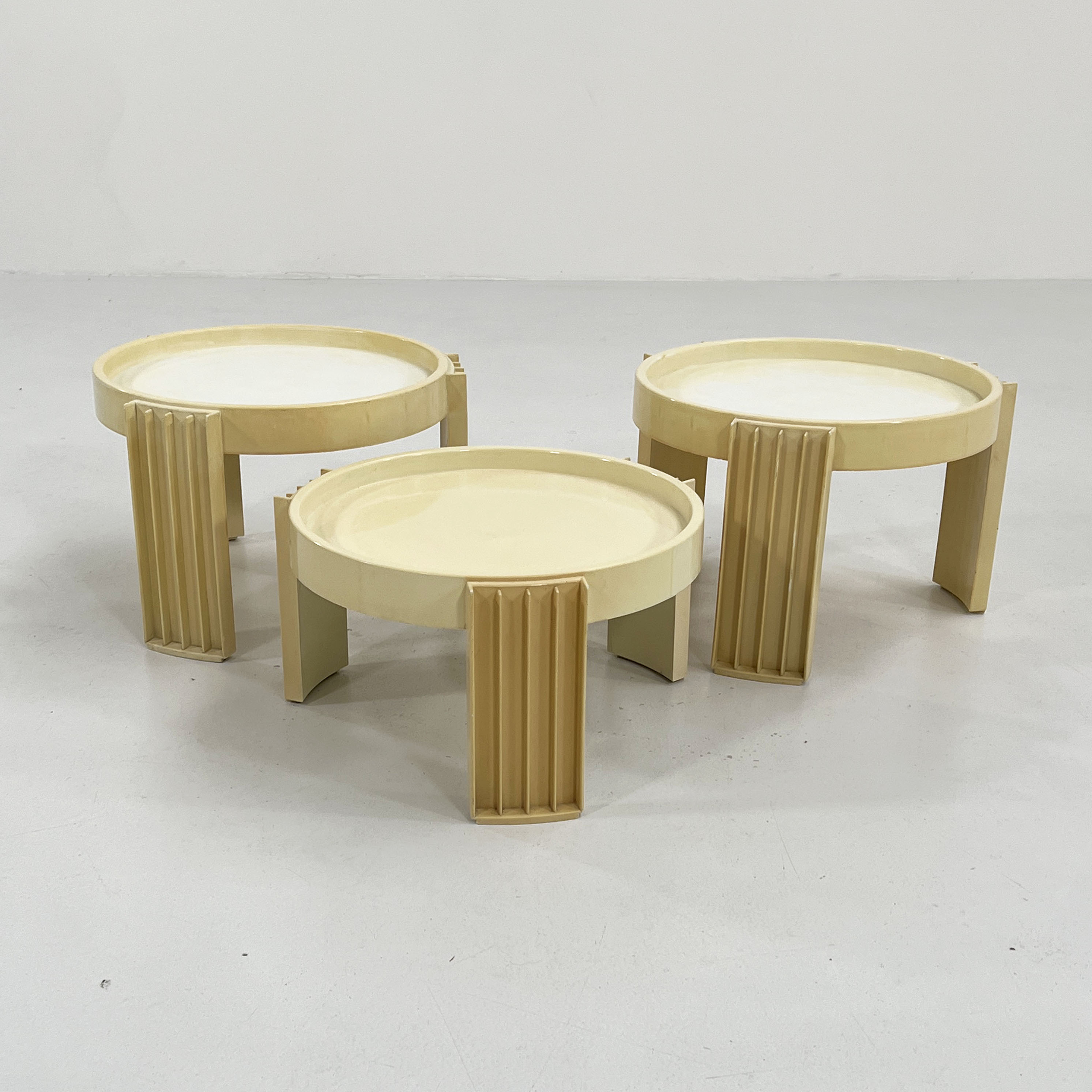 Marema nesting tables by Gianfranco Frattini for Cassina, 1960s