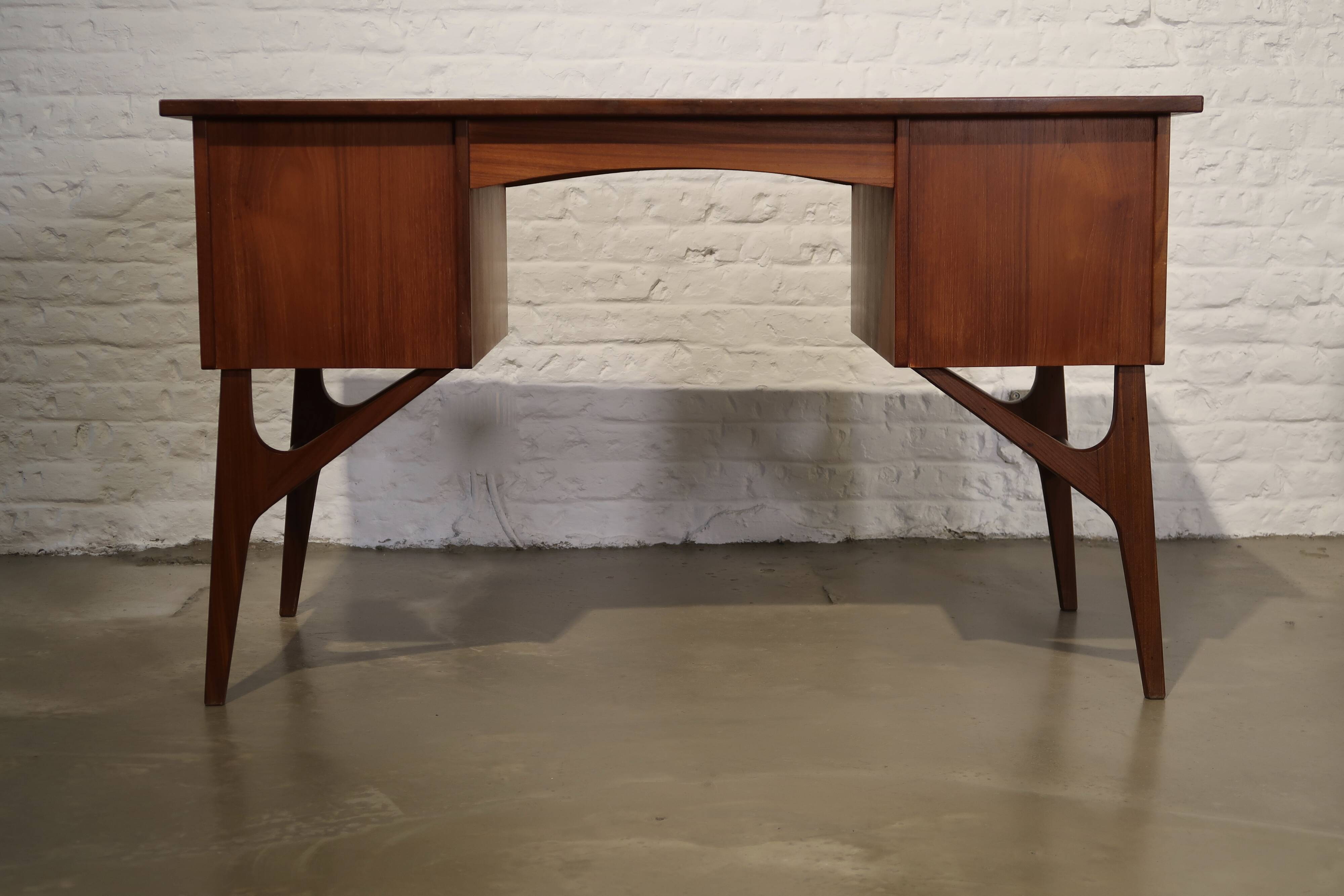 Danish desk of Lady 1960's teak
