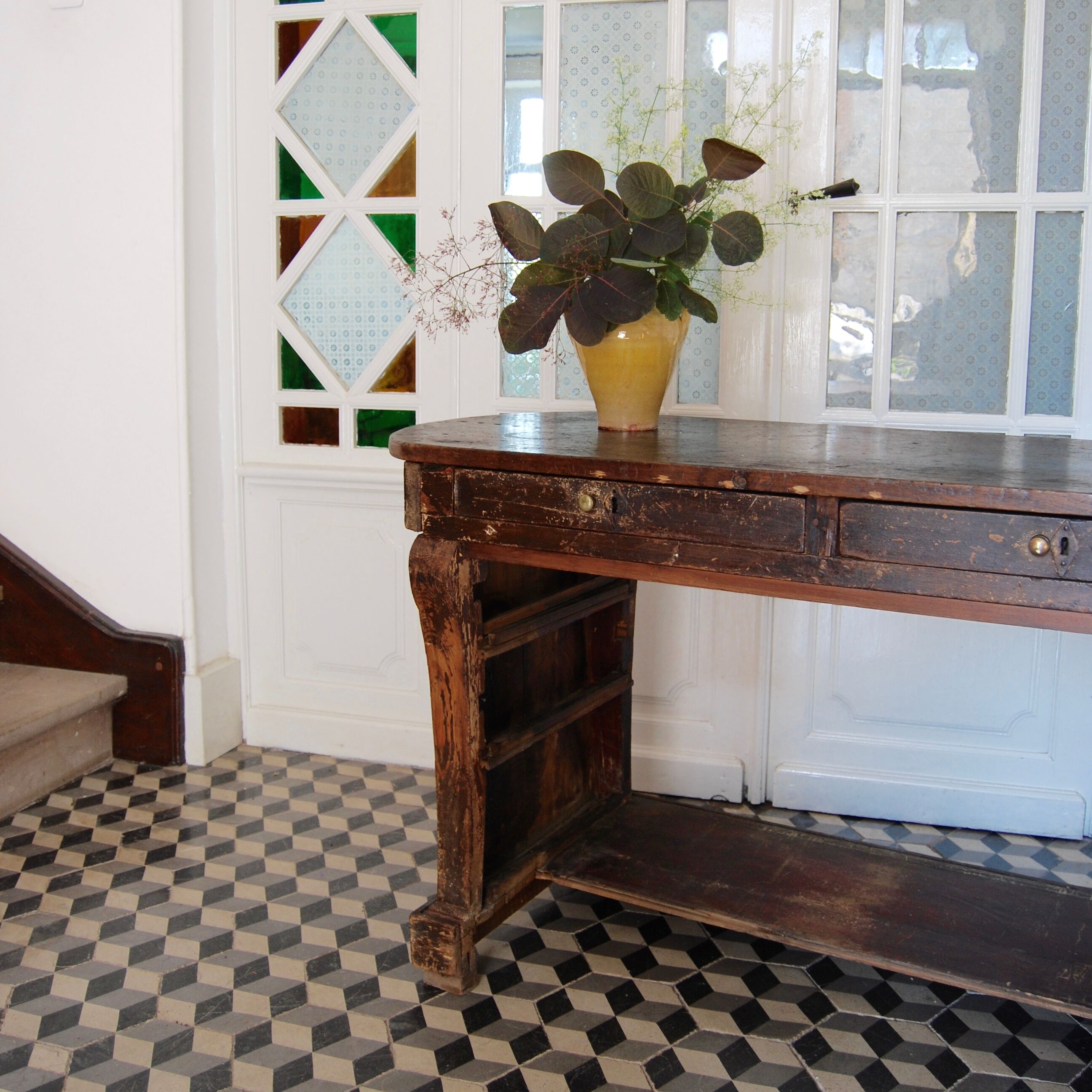 Trade furniture countertop jeweler