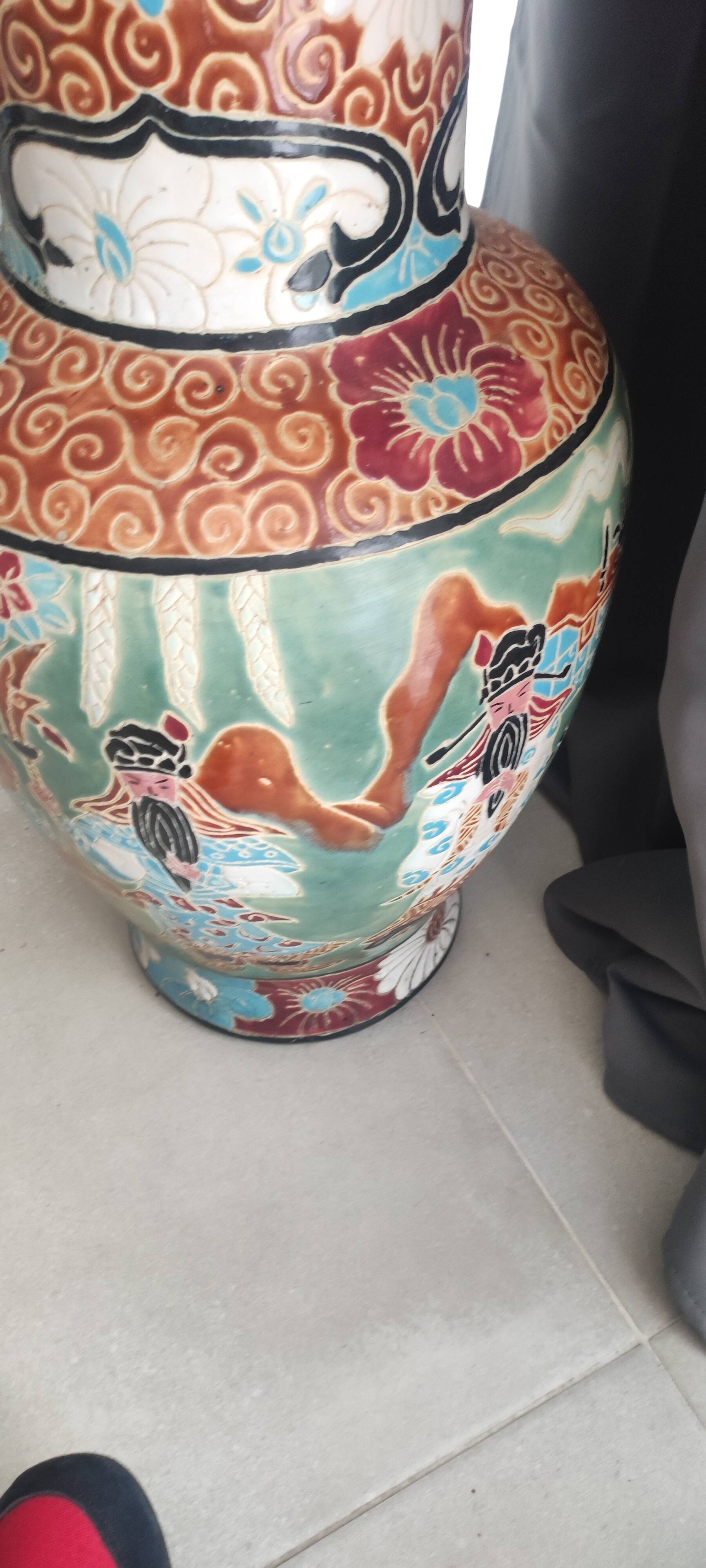 Exceptional Antique Chinese Vase Fencai Enamelled – Height 80 cm / Width 3