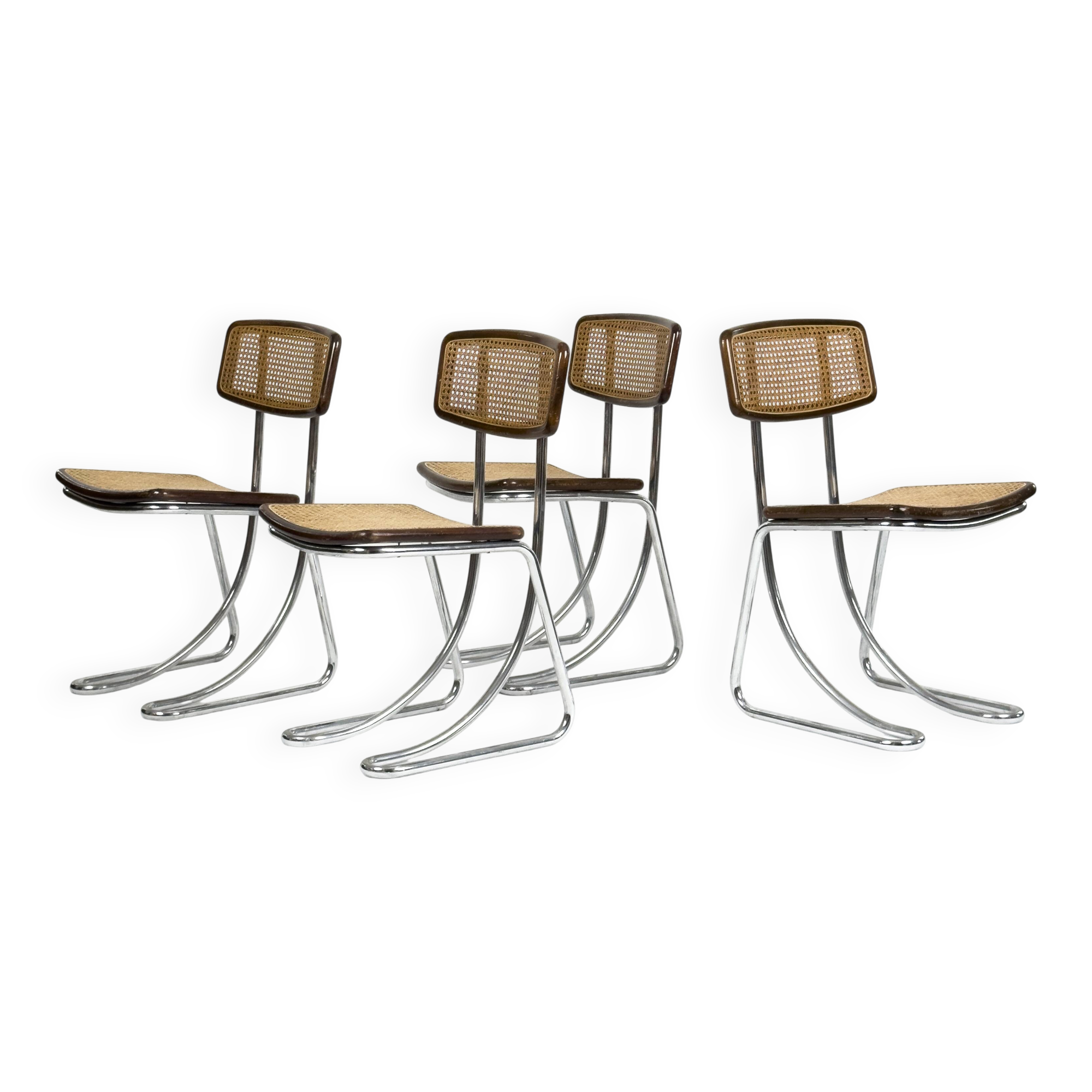 Ensemble de 4 chaises vintage à accoudoirs en chrome, bois et paille de Vienne, années 1970.