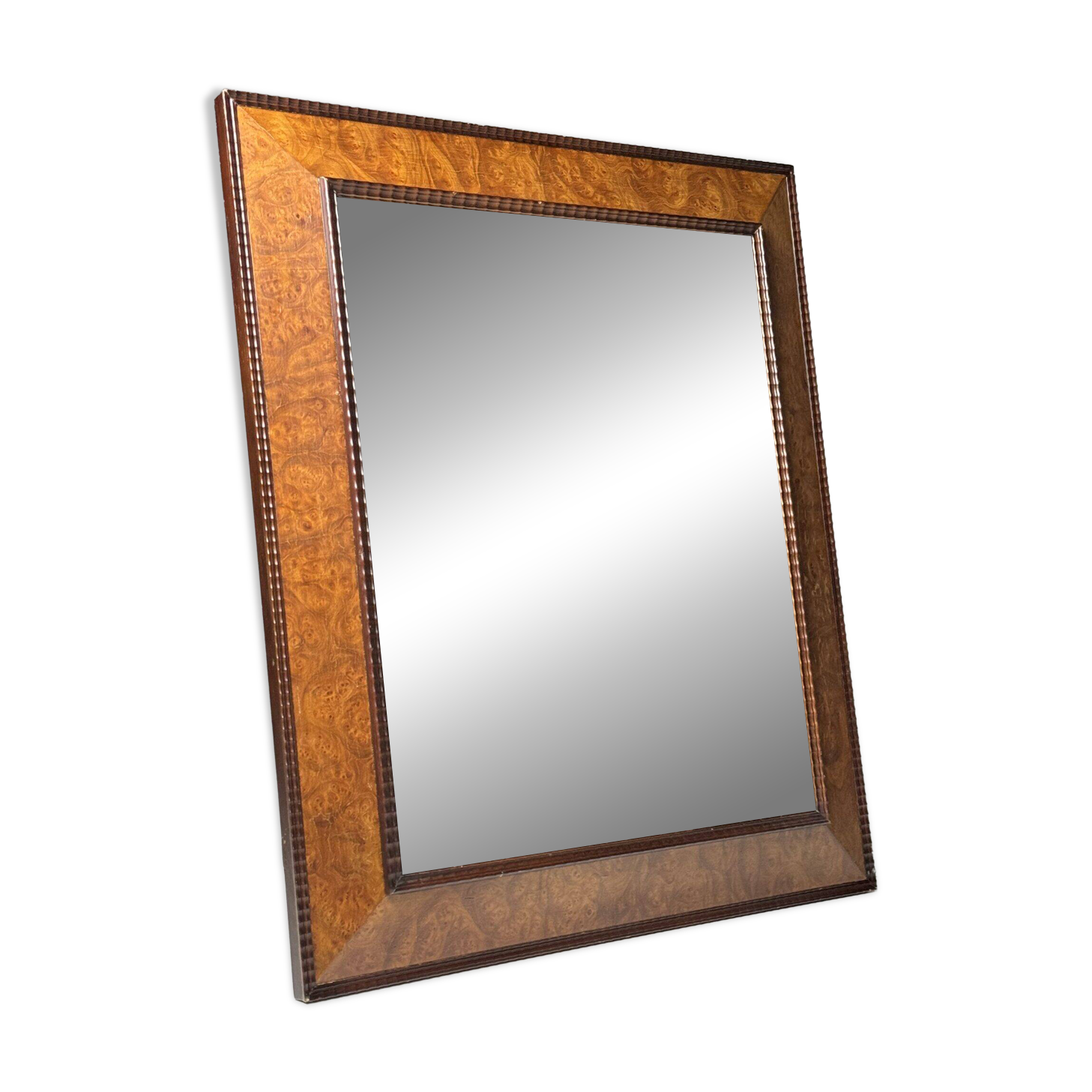 Vintage mirror with ribbed frame