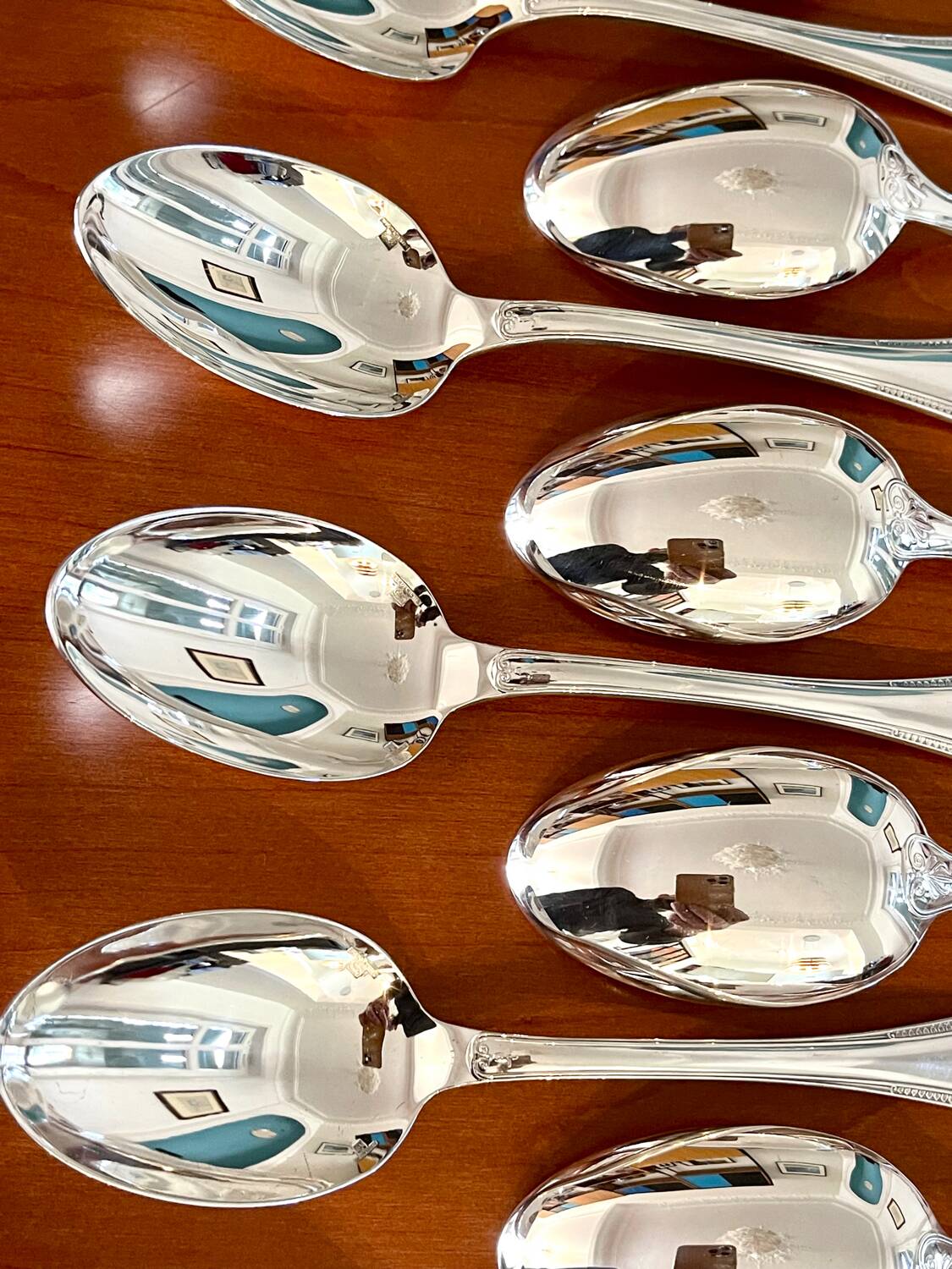 Christofle malmaison 8 person 40 piece cutlery set near new condition