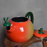 Tomato whistling kettle