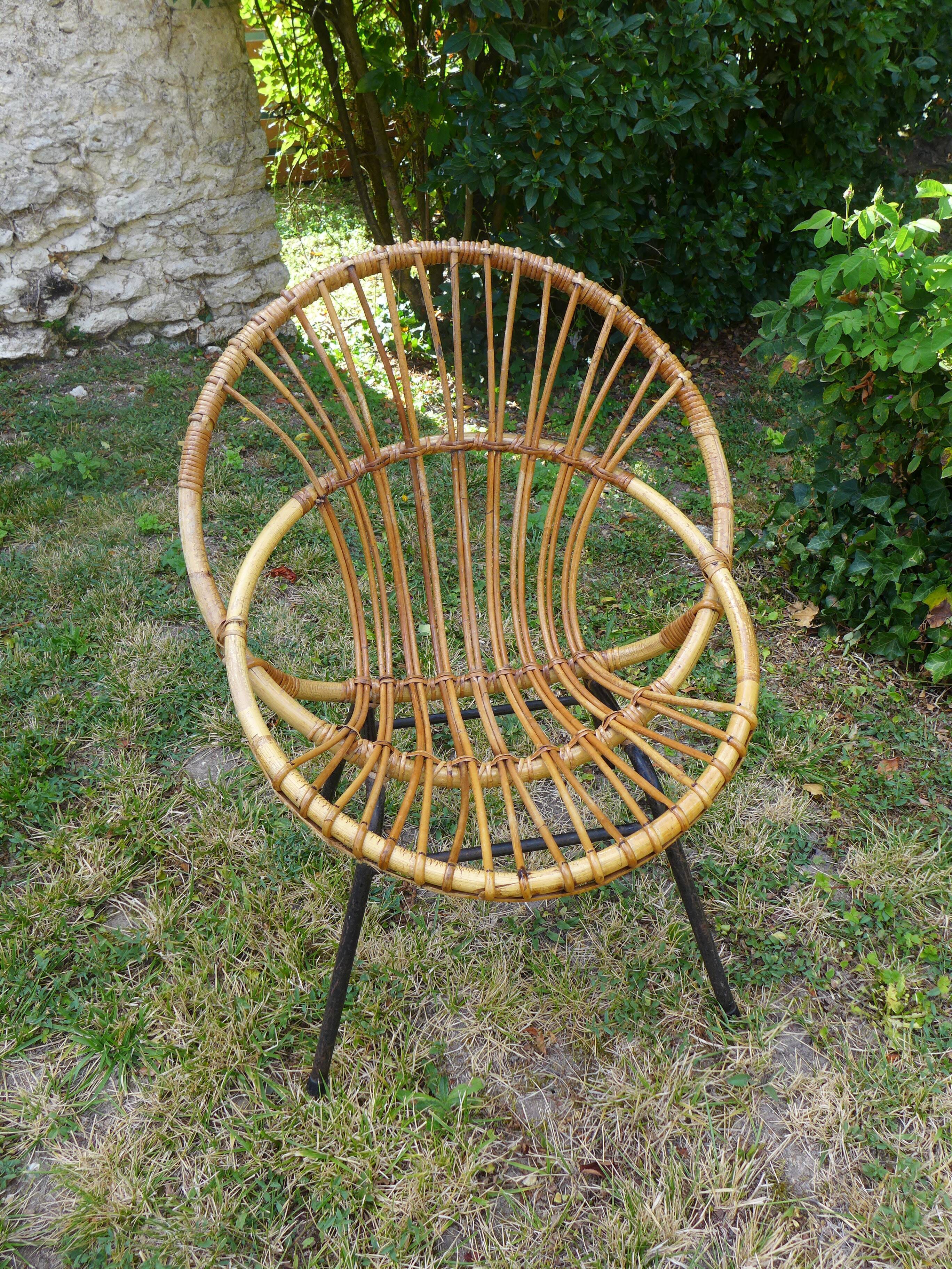Vintage rattan chair